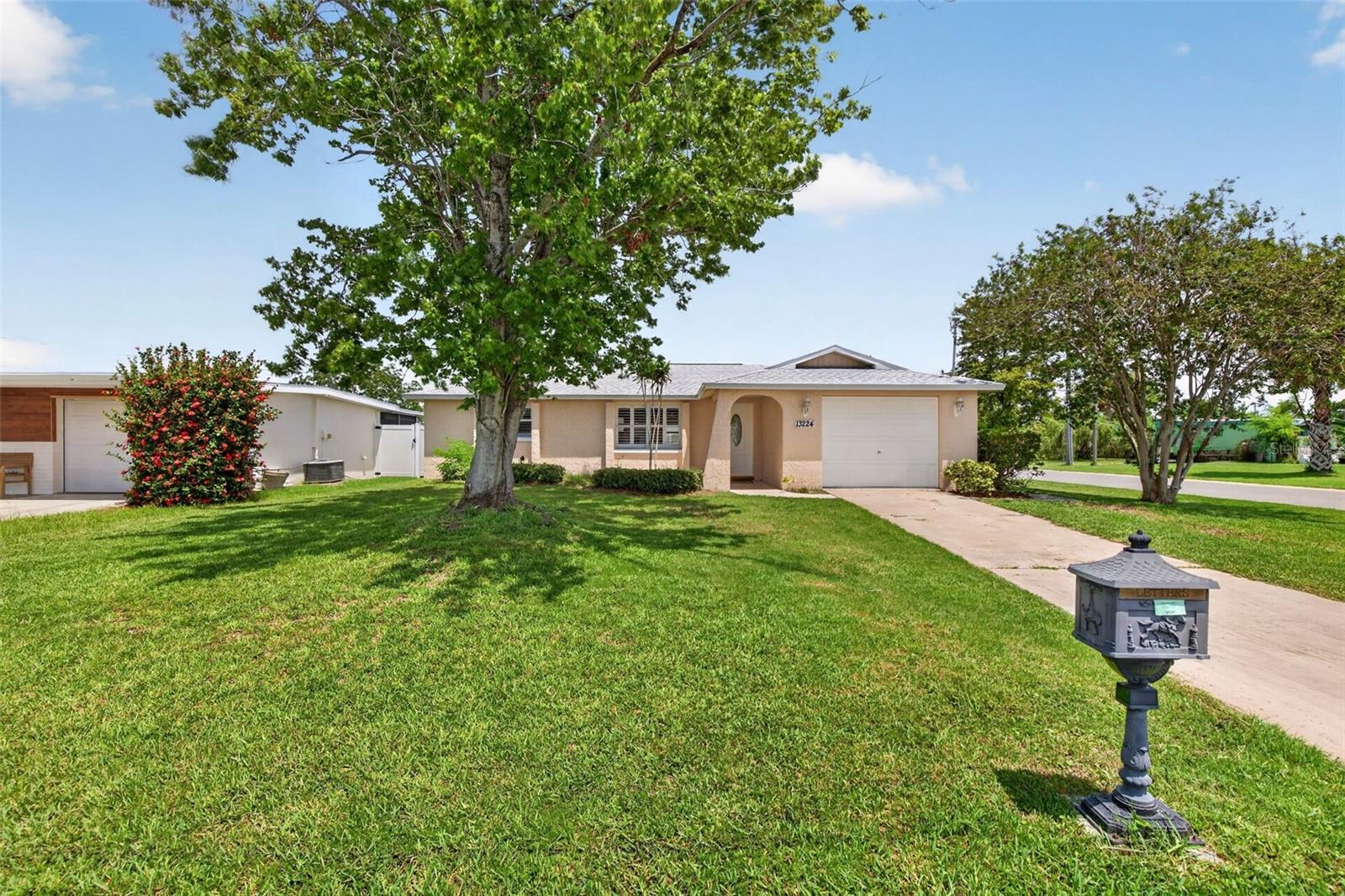 13224 NEPTUNE DR — photo 25