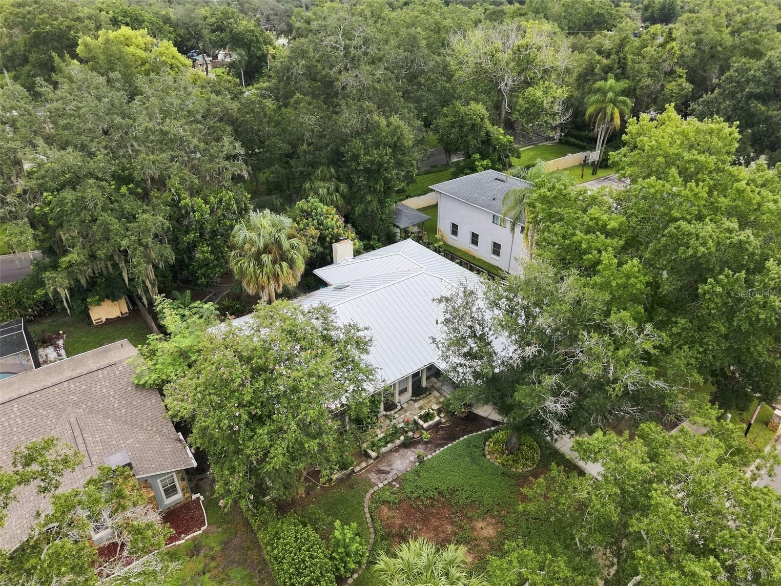 2107 W FORE DR — photo 46