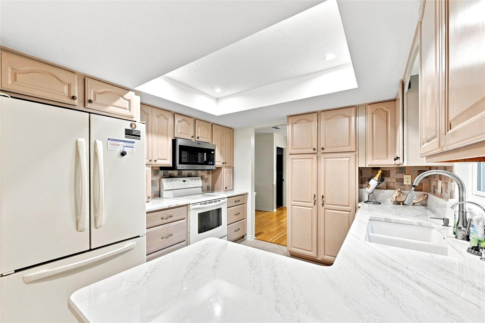 2107 W FORE DR — photo 18
