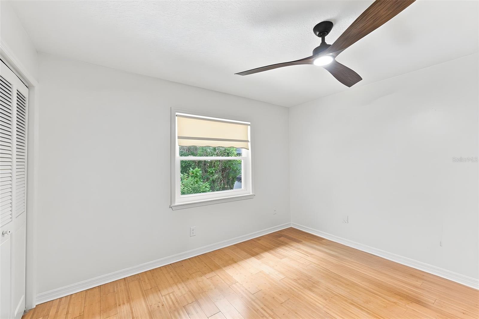 2107 W FORE DR — photo 8