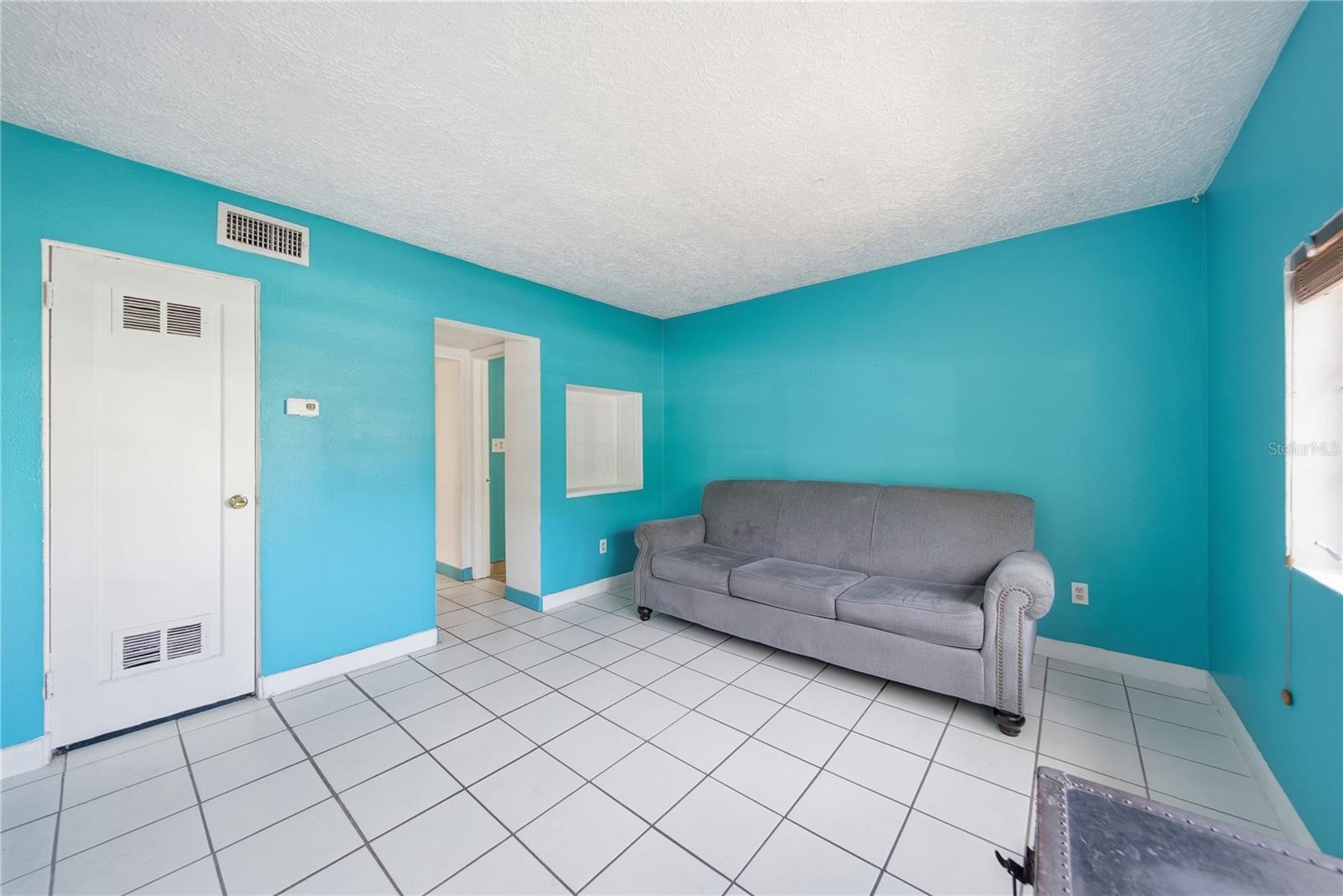 831 GRAND CENTRAL ST — photo 23