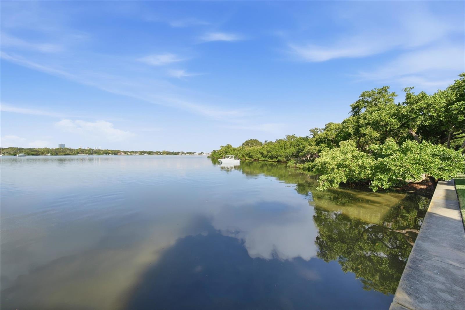 5092 BEACH DR SE #A — photo 32