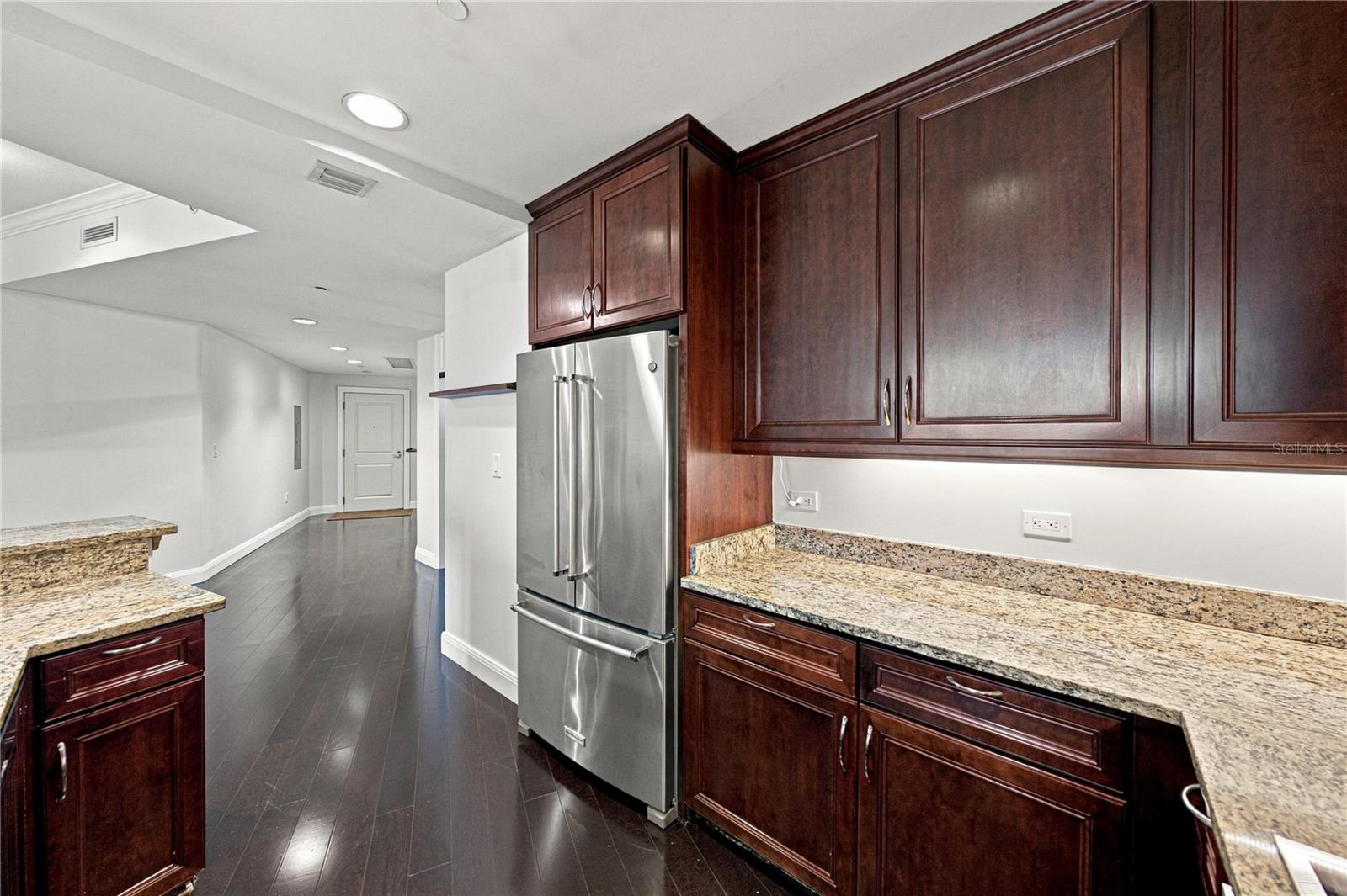 450 KNIGHTS RUN AVE #1103 — photo 13
