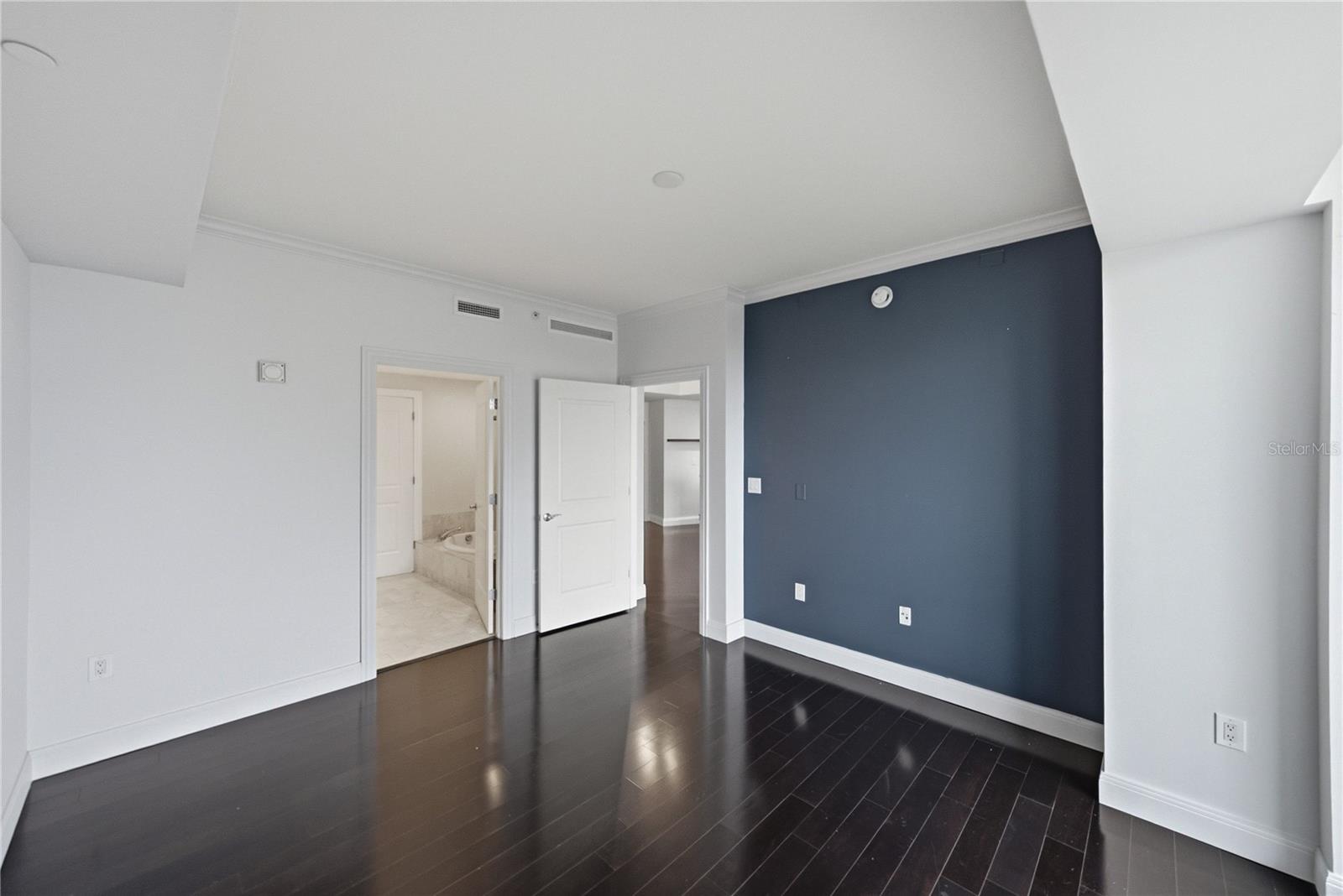 450 KNIGHTS RUN AVE #1103 — photo 25