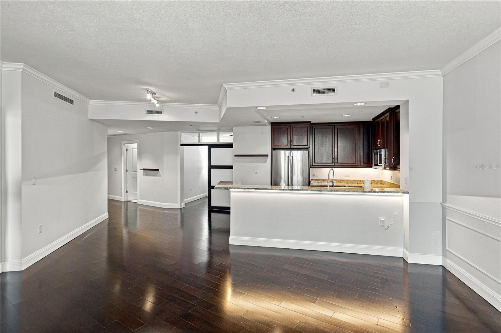 450 KNIGHTS RUN AVE #1103 — photo 10