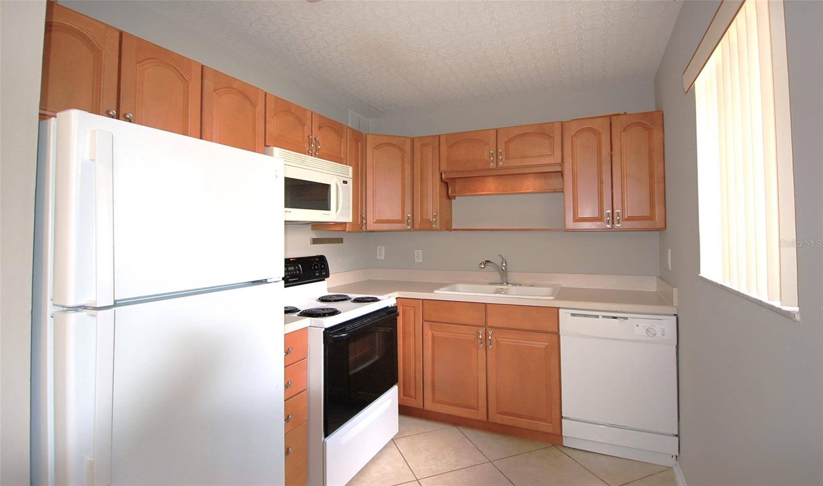 3300 FOX CHASE CIR N #216 — photo 7