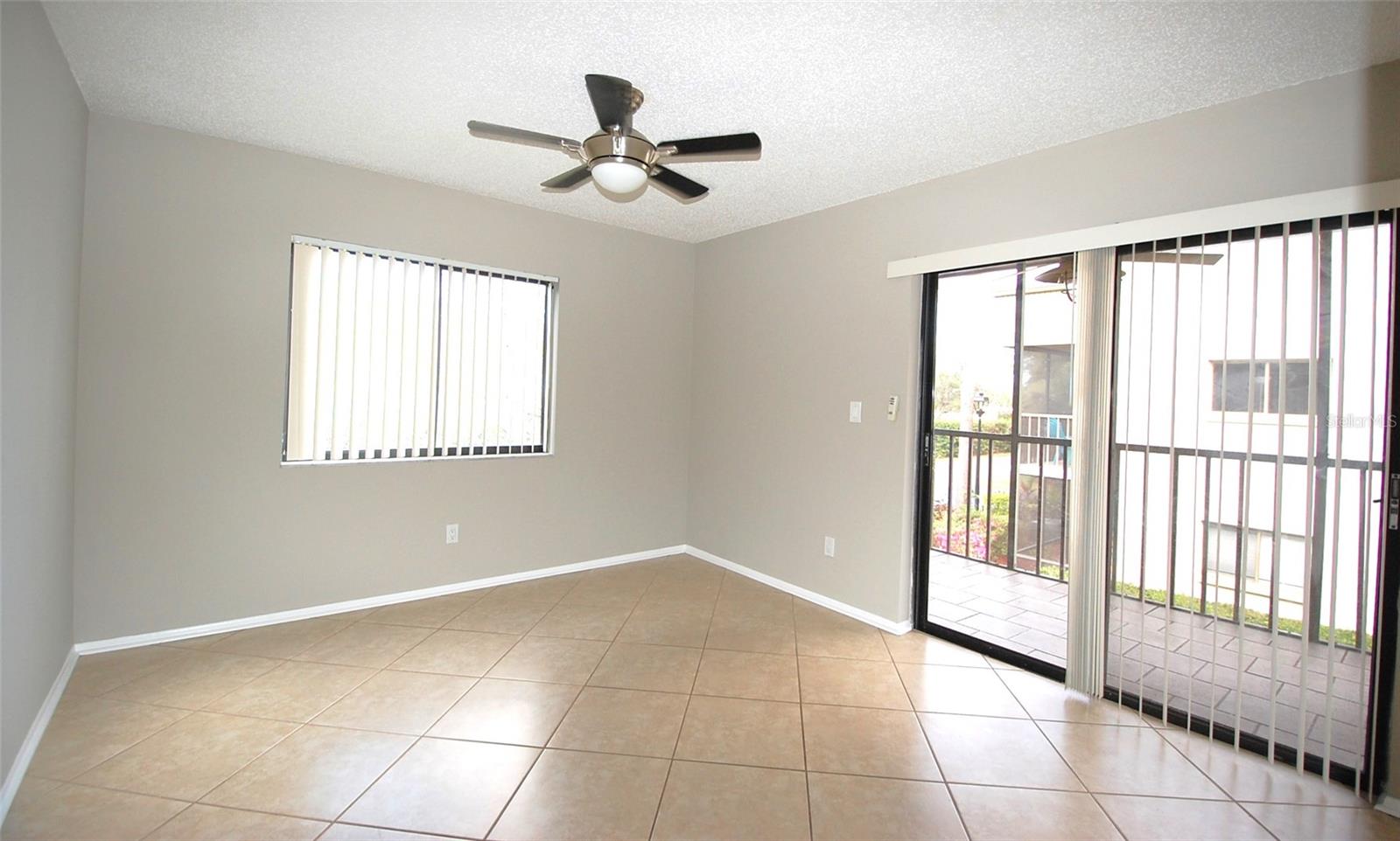 3300 FOX CHASE CIR N #216 — photo 8