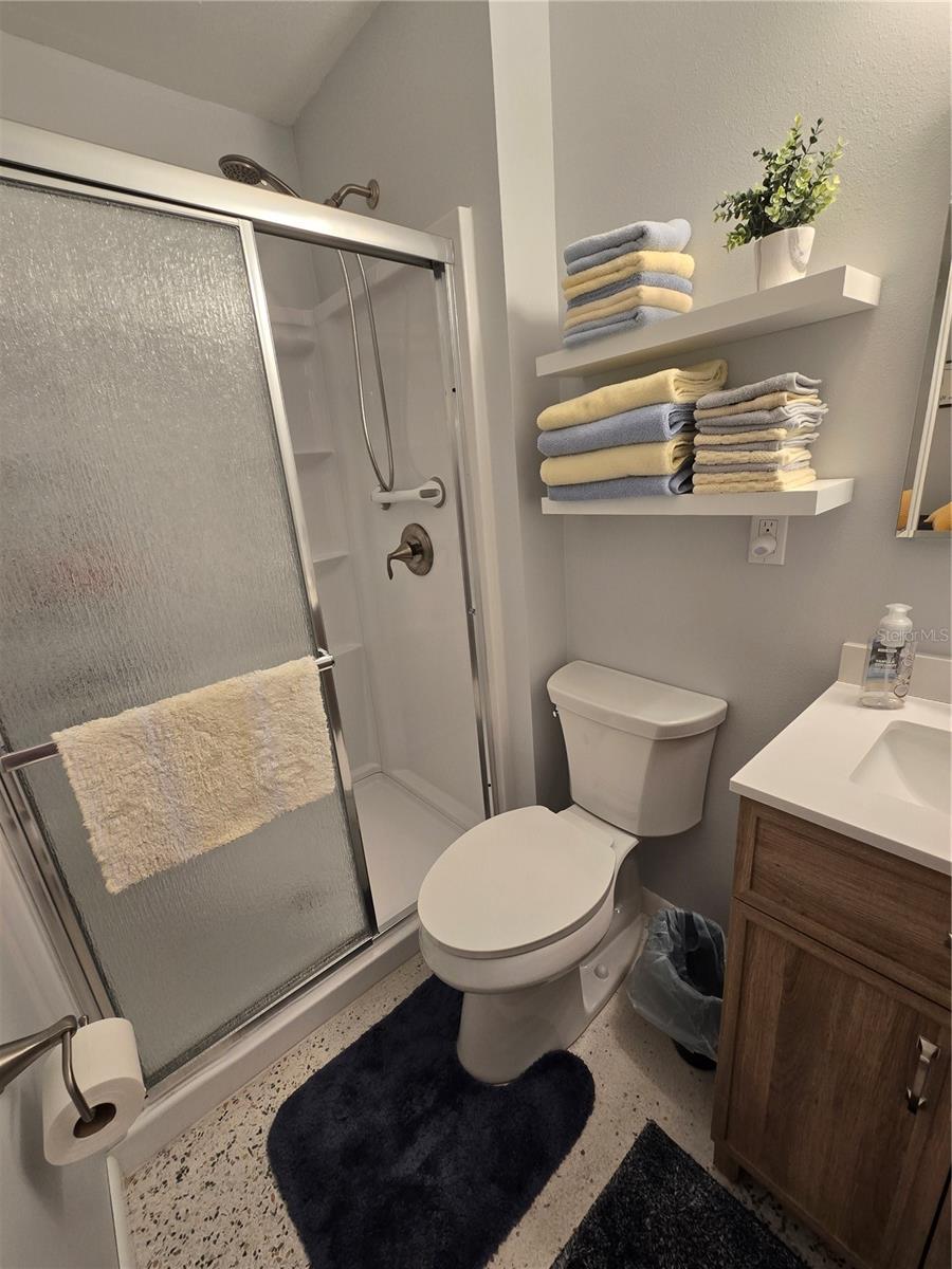3134 IRVING ST — photo 9