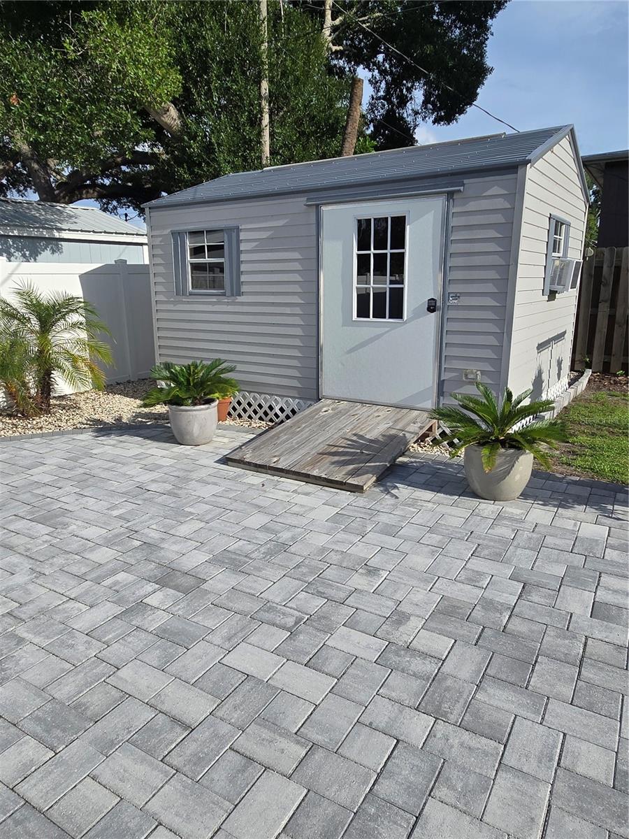 3134 IRVING ST — photo 22