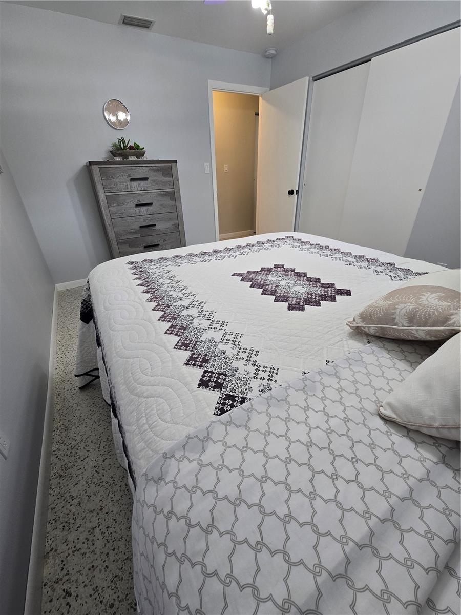 3134 IRVING ST — photo 11