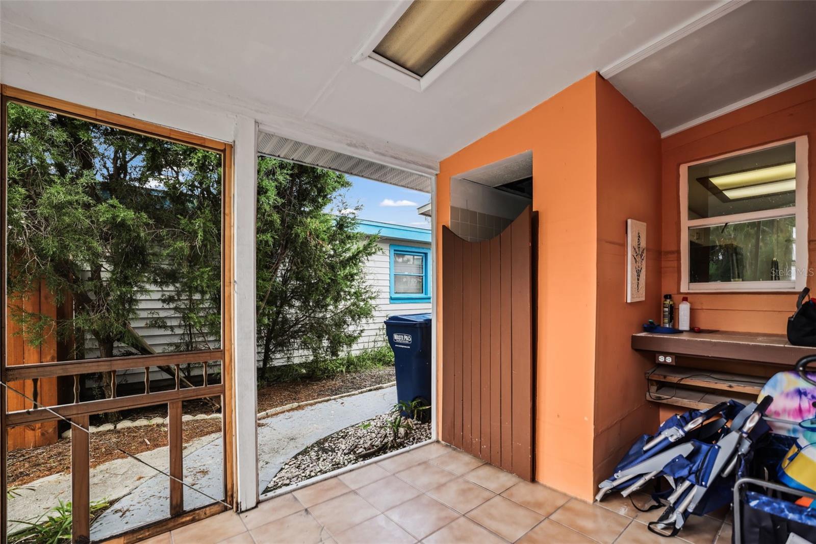 14023 PALM ST — photo 27
