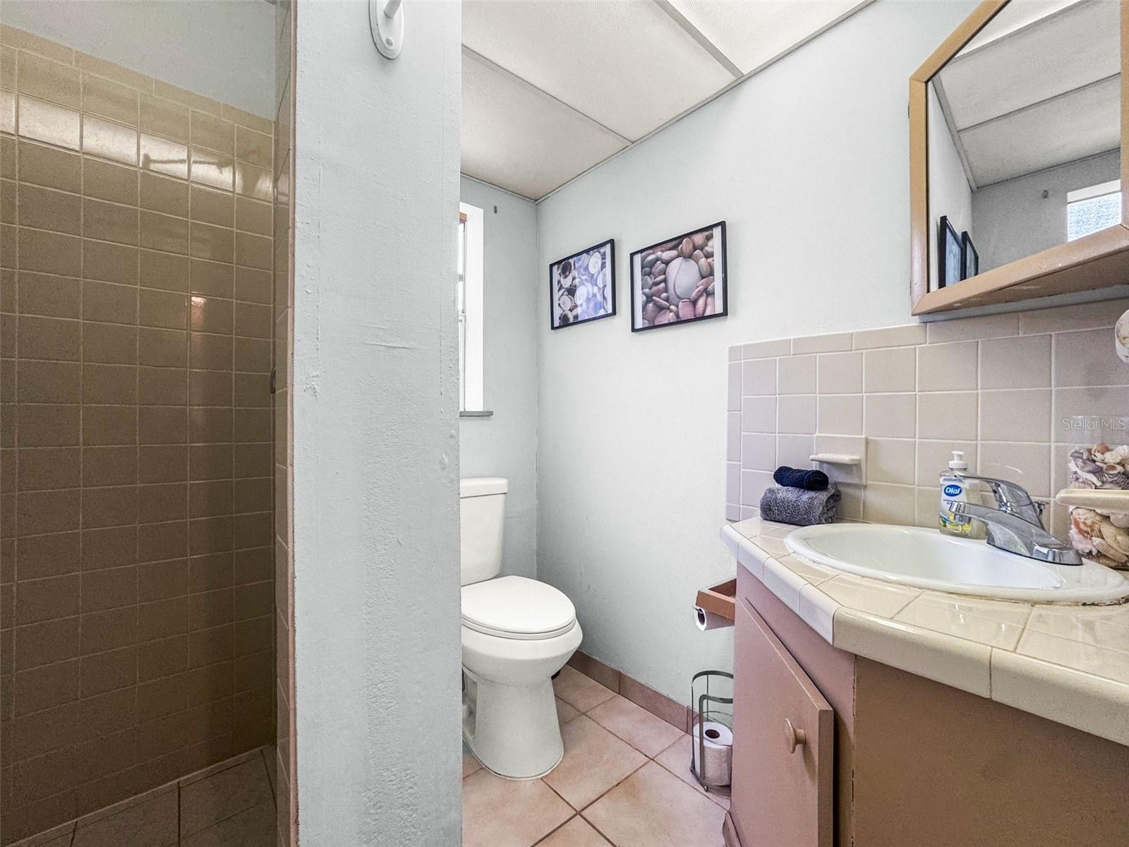 14023 PALM ST — photo 26