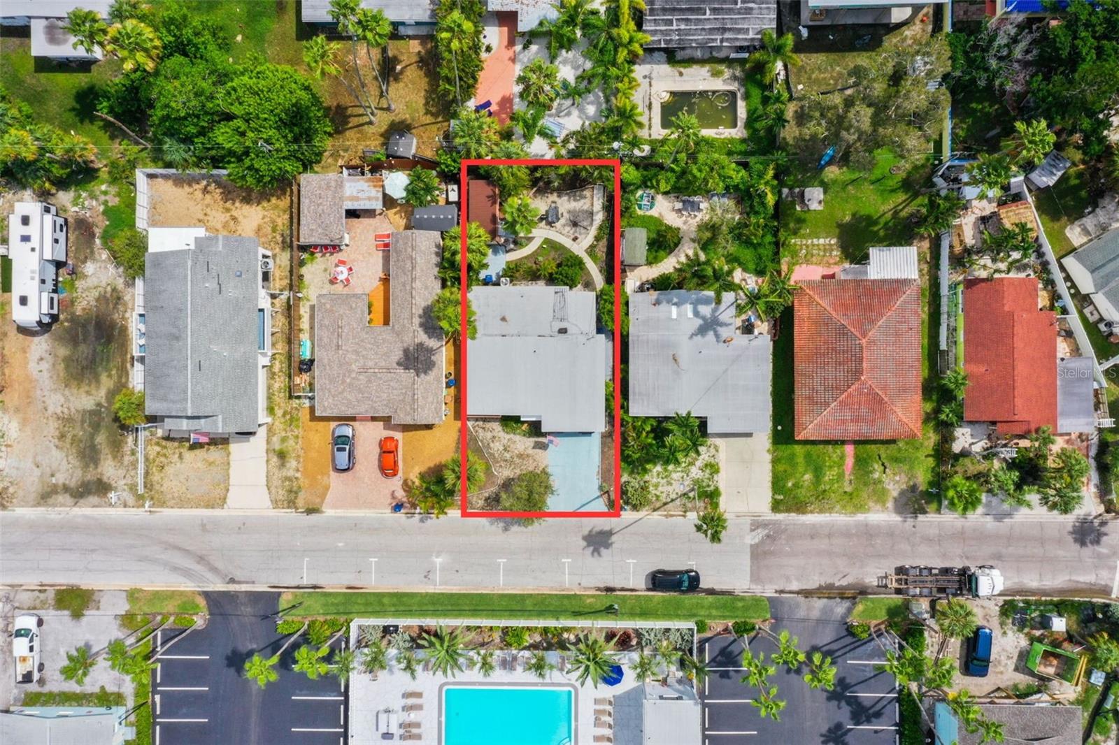 14023 PALM ST — photo 37