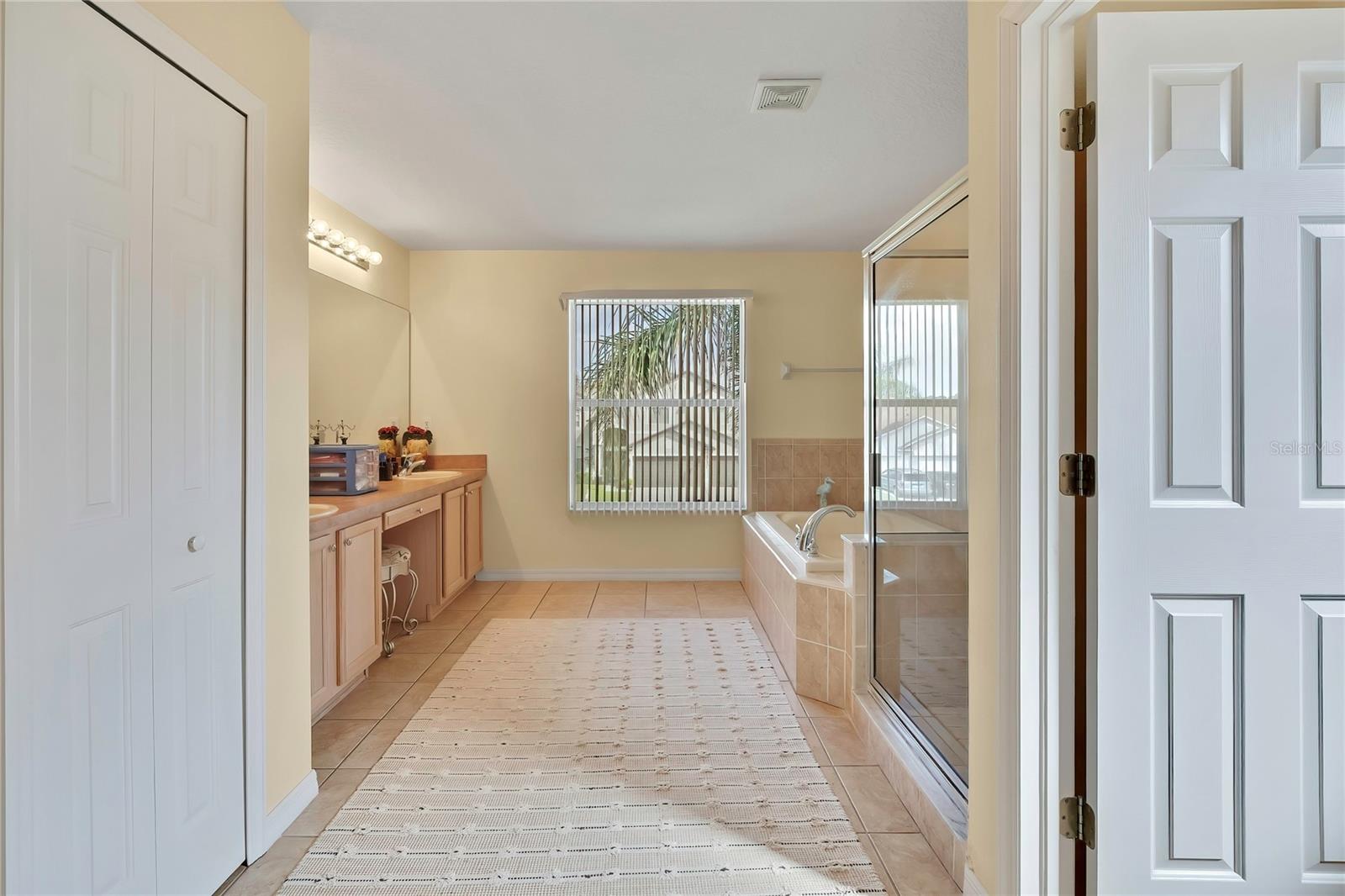 25724 FRITH ST — photo 34