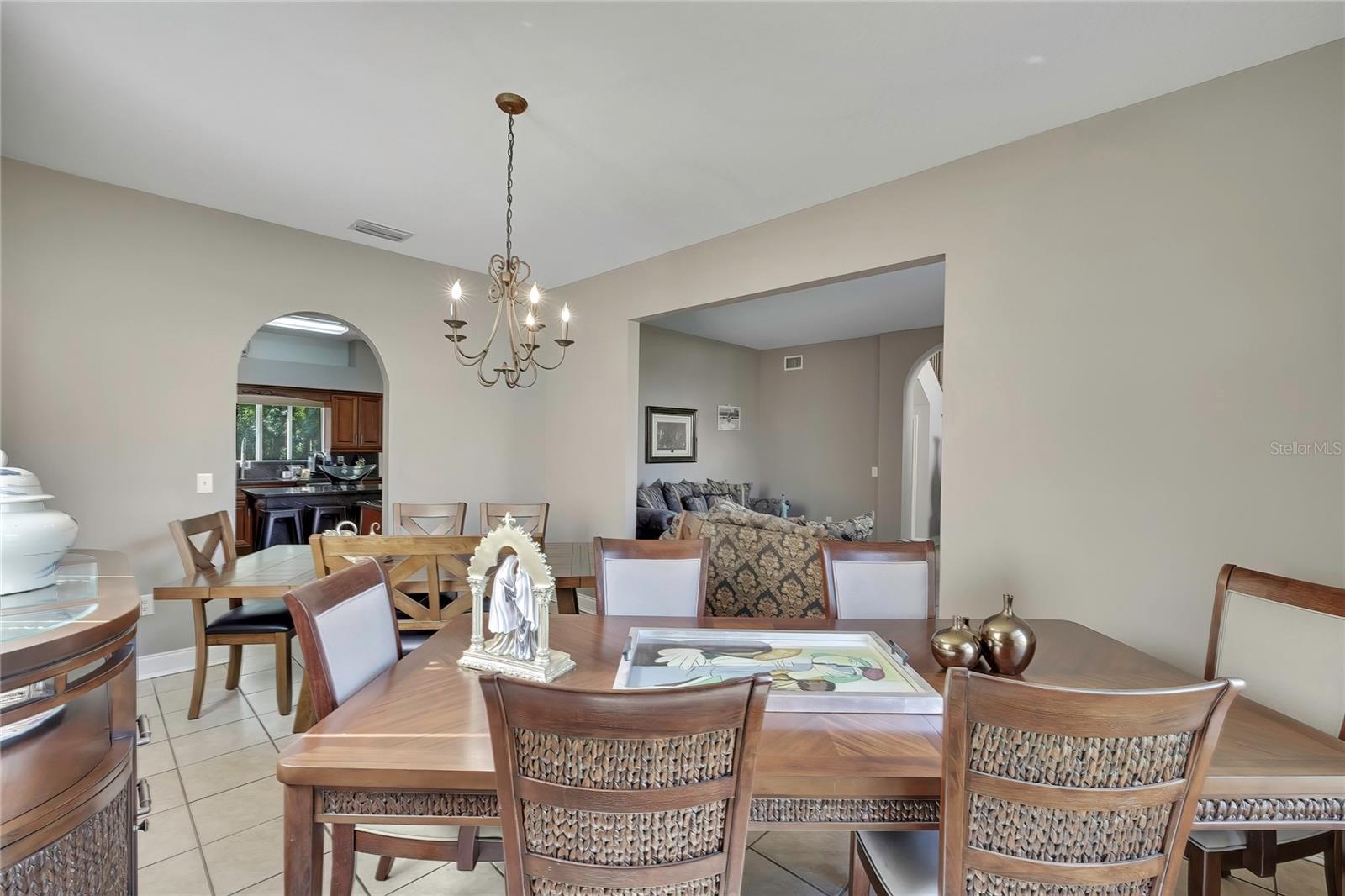 25724 FRITH ST — photo 13