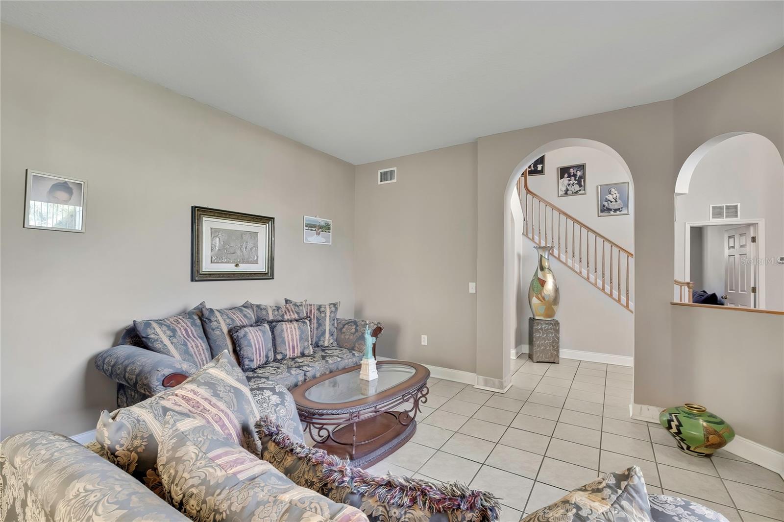 25724 FRITH ST — photo 9