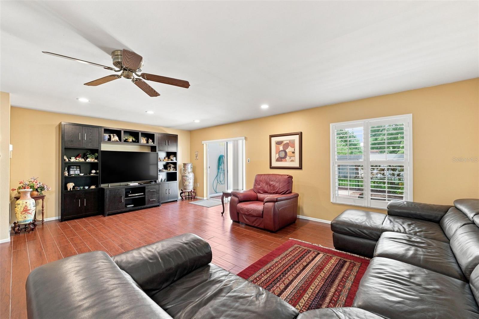 2700 BAYSHORE BLVD #592 — photo 4