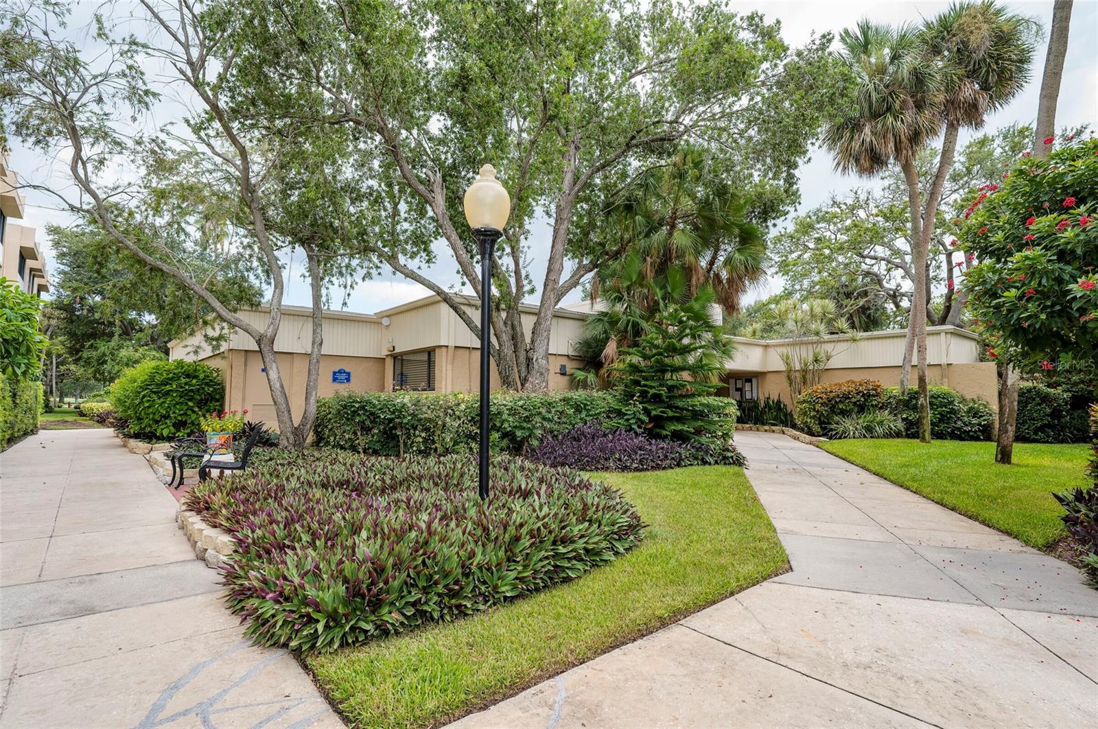 2618 COVE CAY DR #702 — photo 34