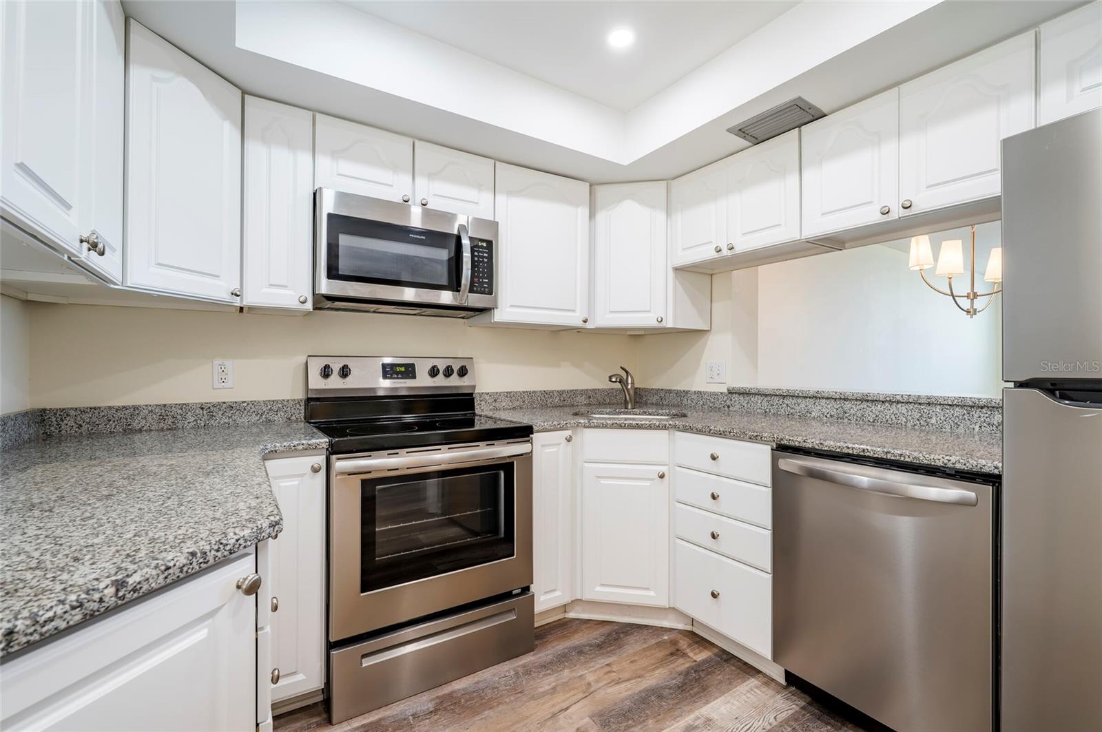 2618 COVE CAY DR #702 — photo 13