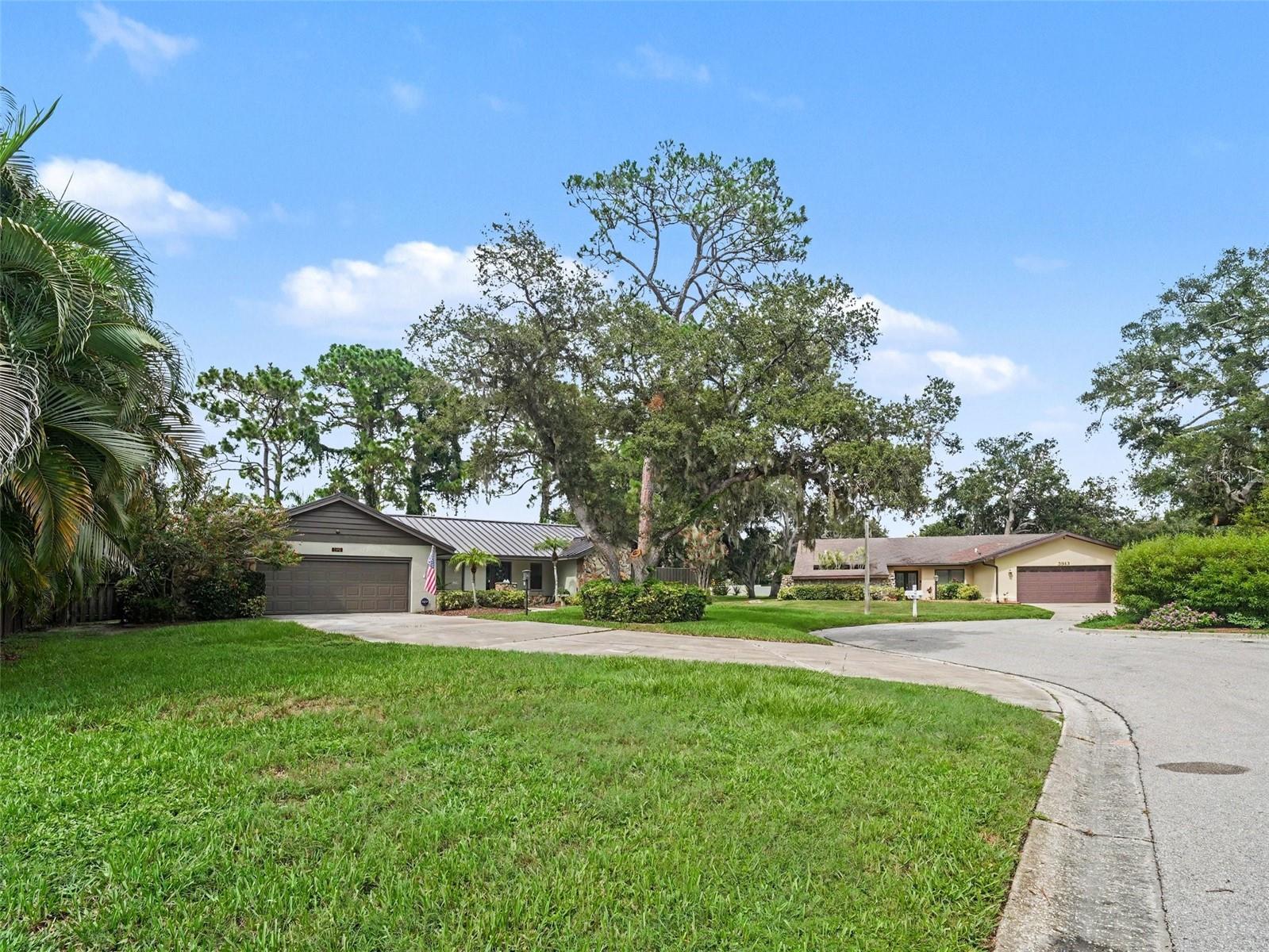 3911 COUNTRY VIEW CIR — photo 34