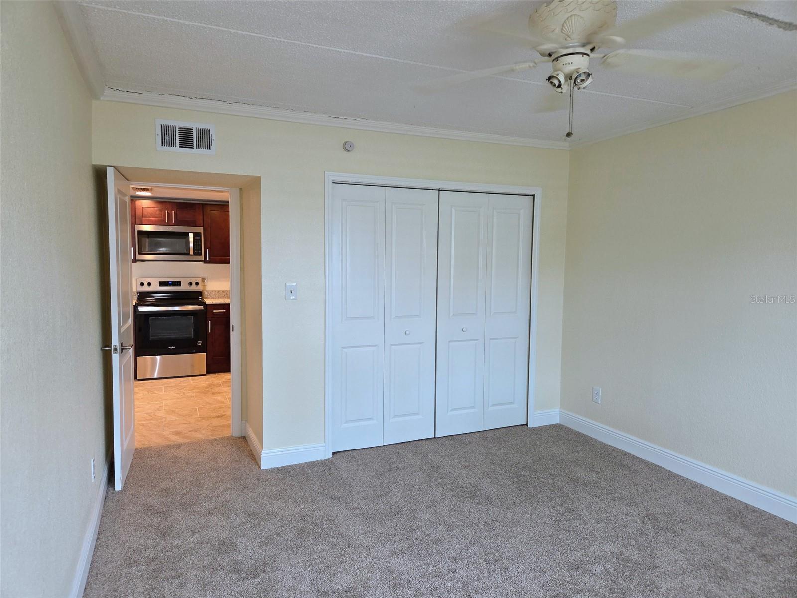 10365 PARADISE BLVD #13 — photo 11