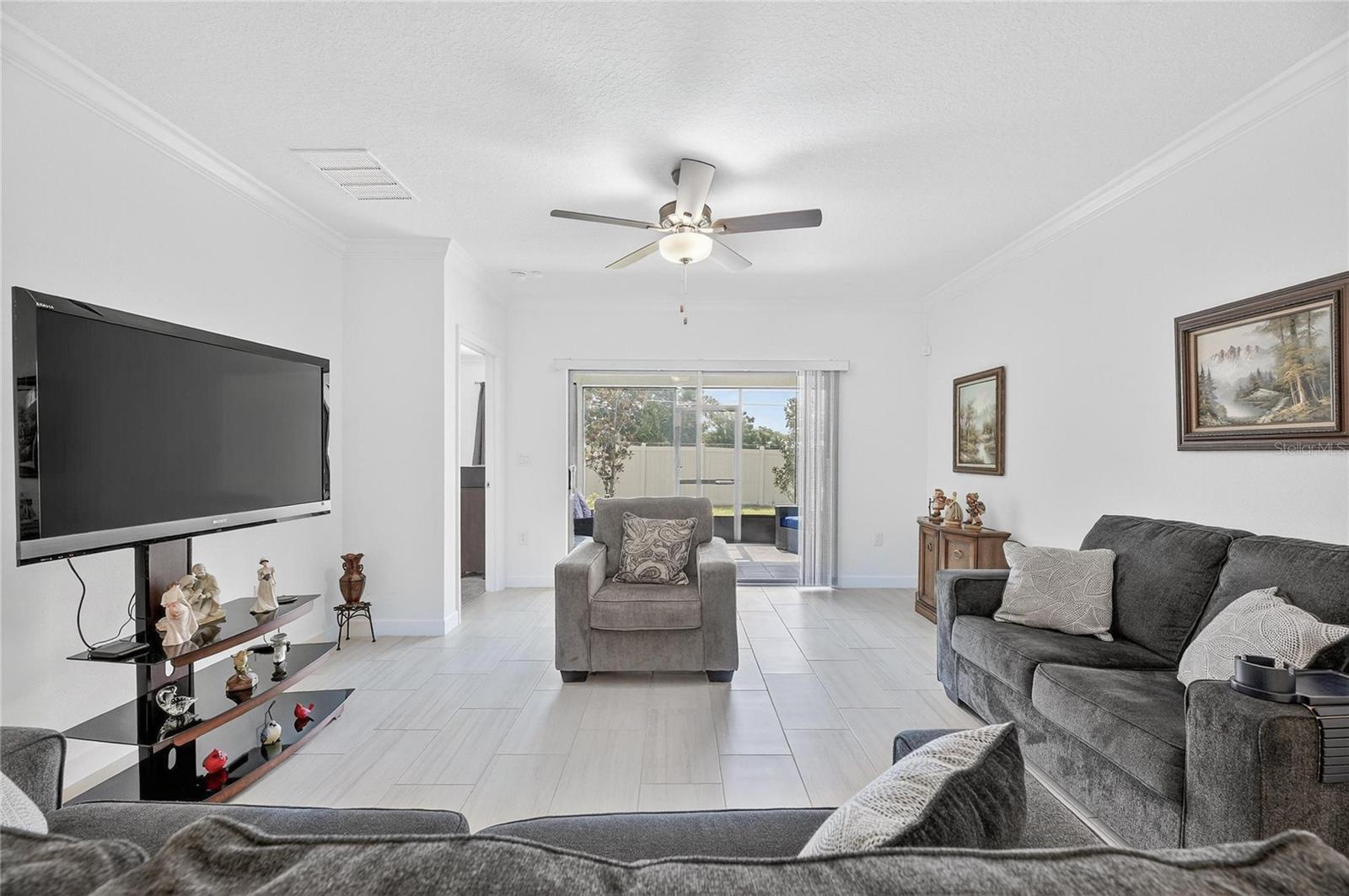 17334 HOLLY WELL AVE — photo 9