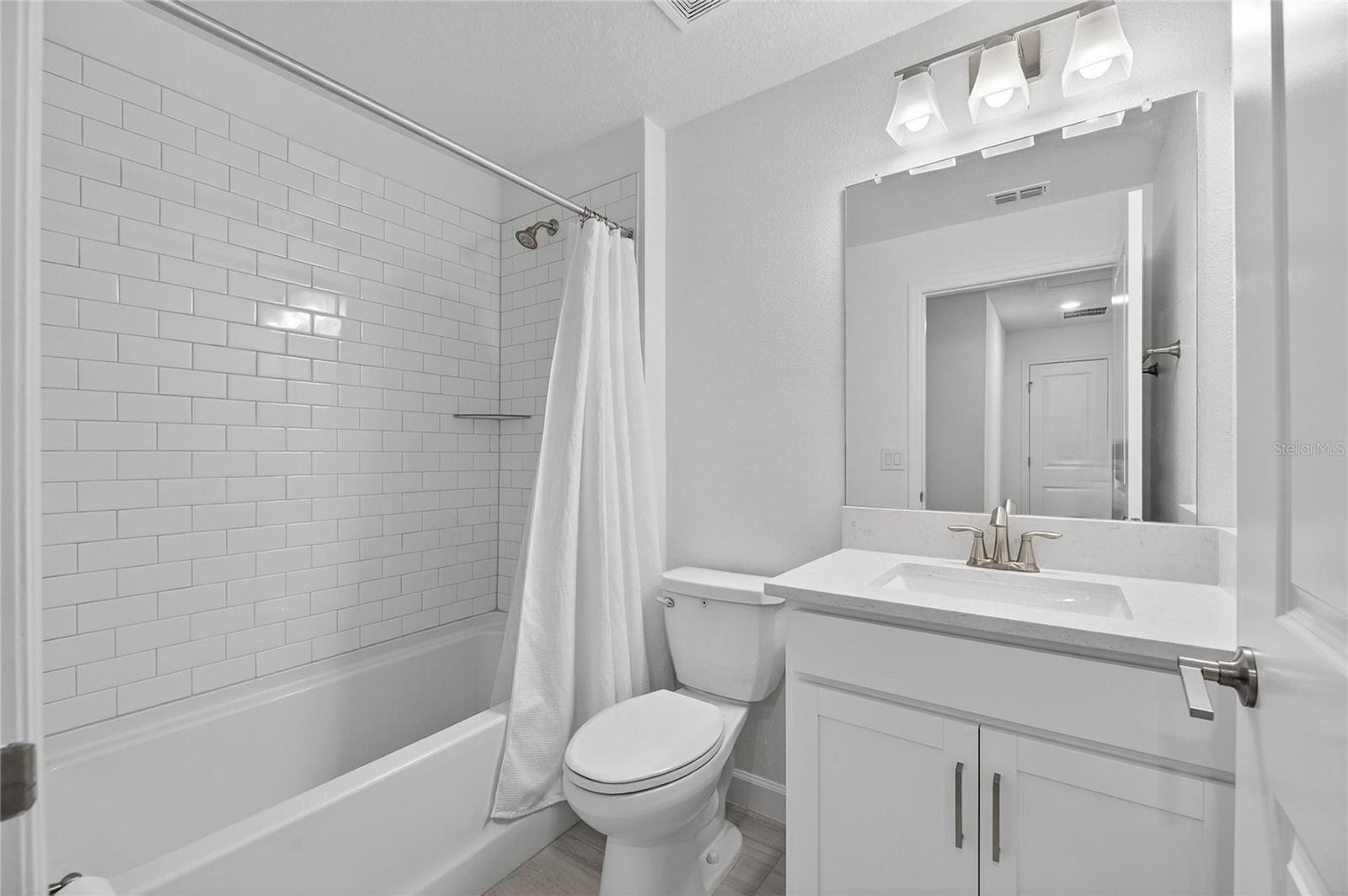 17334 HOLLY WELL AVE — photo 45