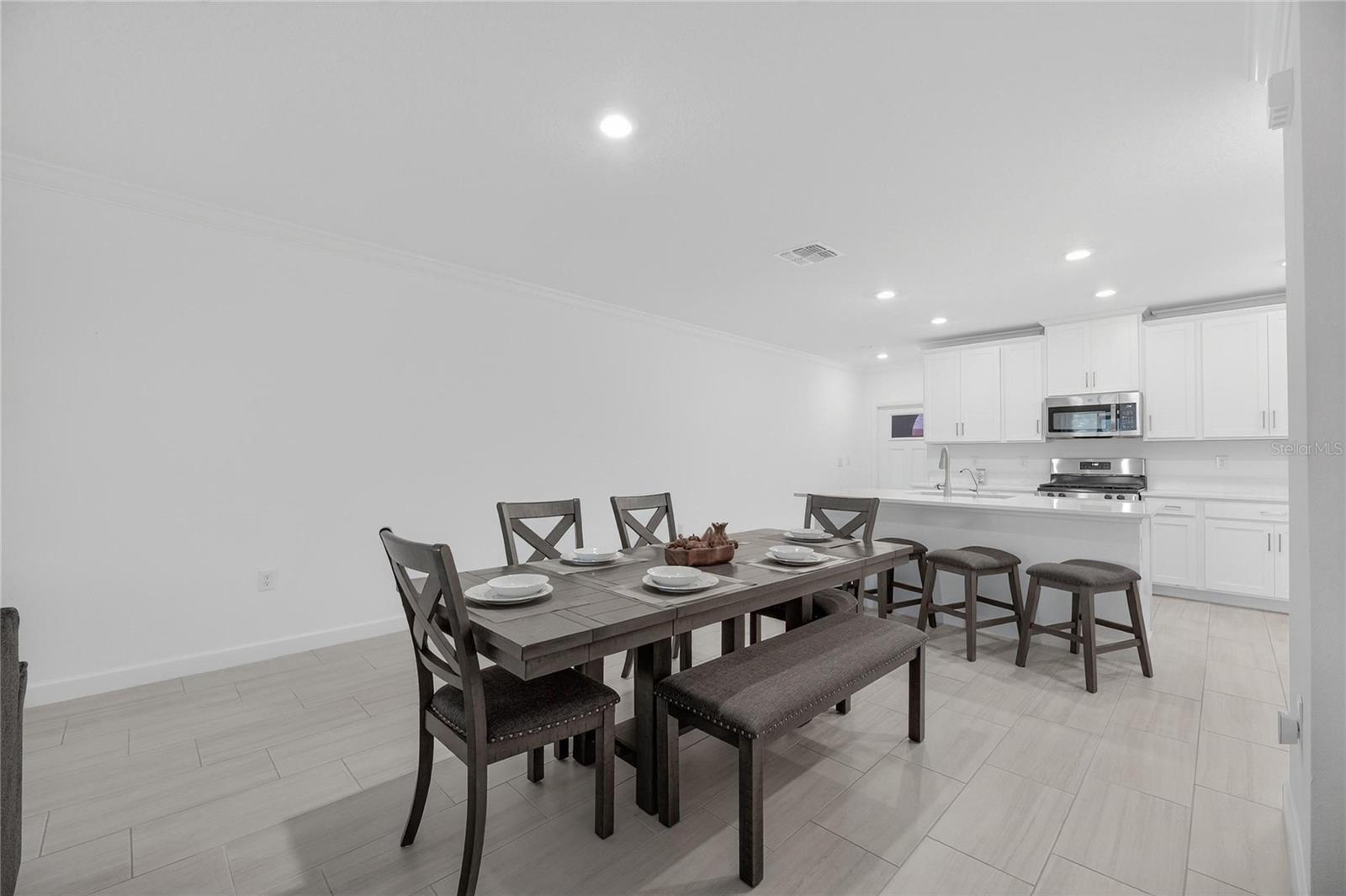 17334 HOLLY WELL AVE — photo 14
