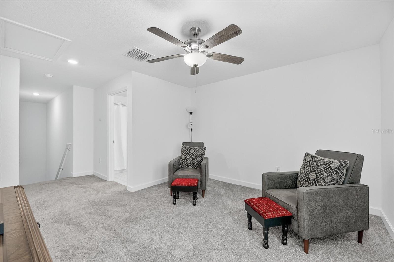 17334 HOLLY WELL AVE — photo 41