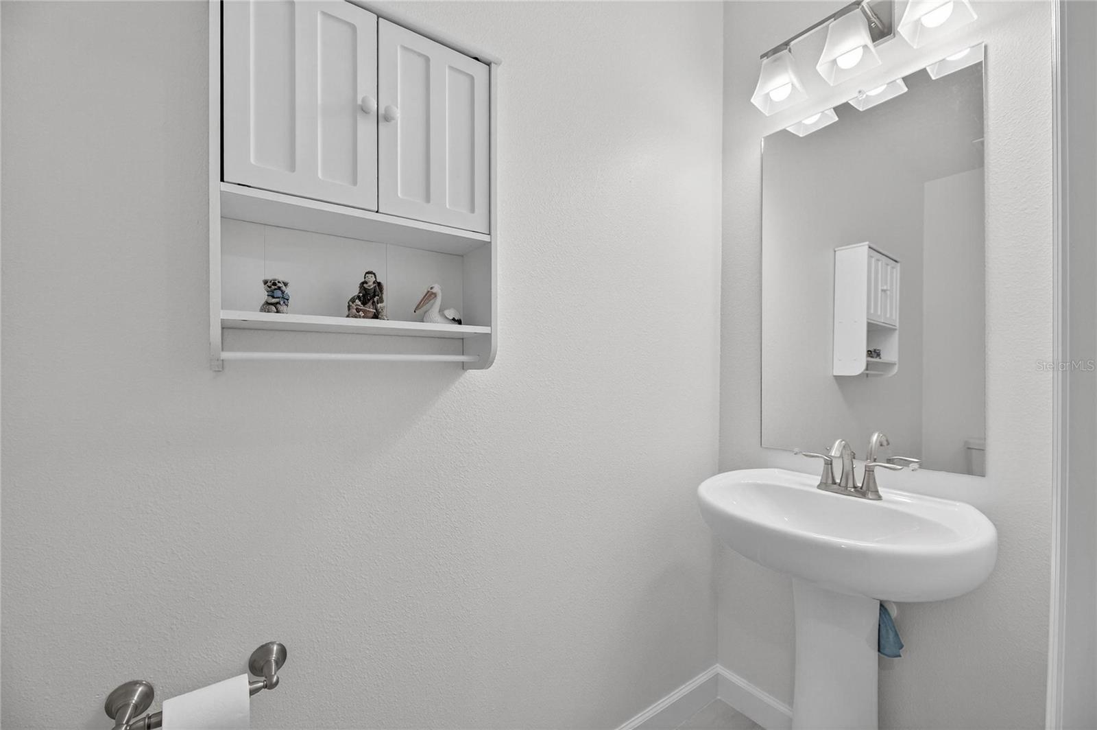 17334 HOLLY WELL AVE — photo 25