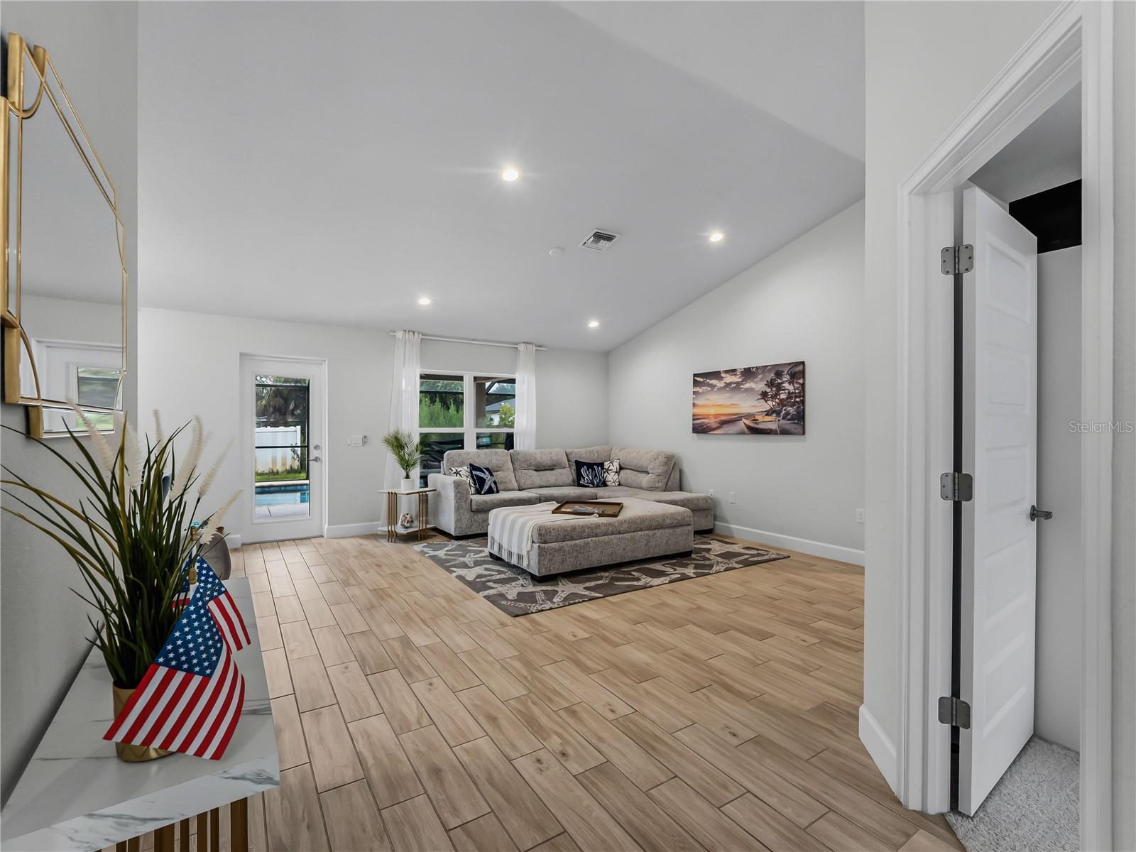7664 MERONI BLVD — photo 5