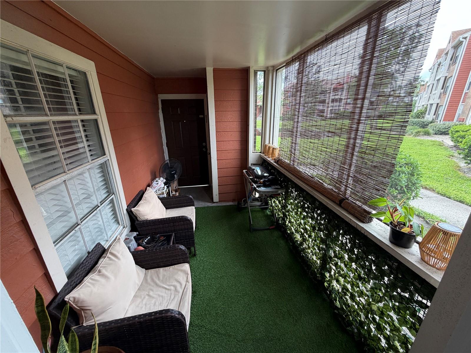 10200 GANDY BLVD N #418 — photo 9