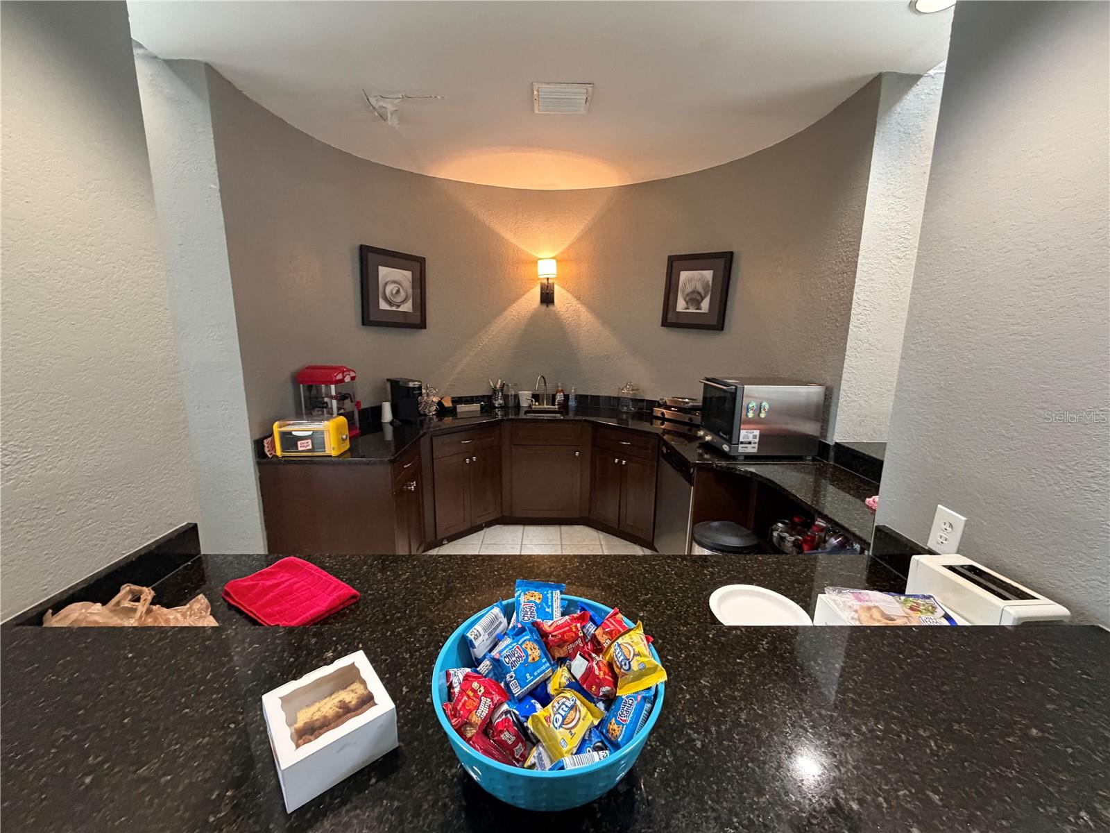 10200 GANDY BLVD N #418 — photo 7