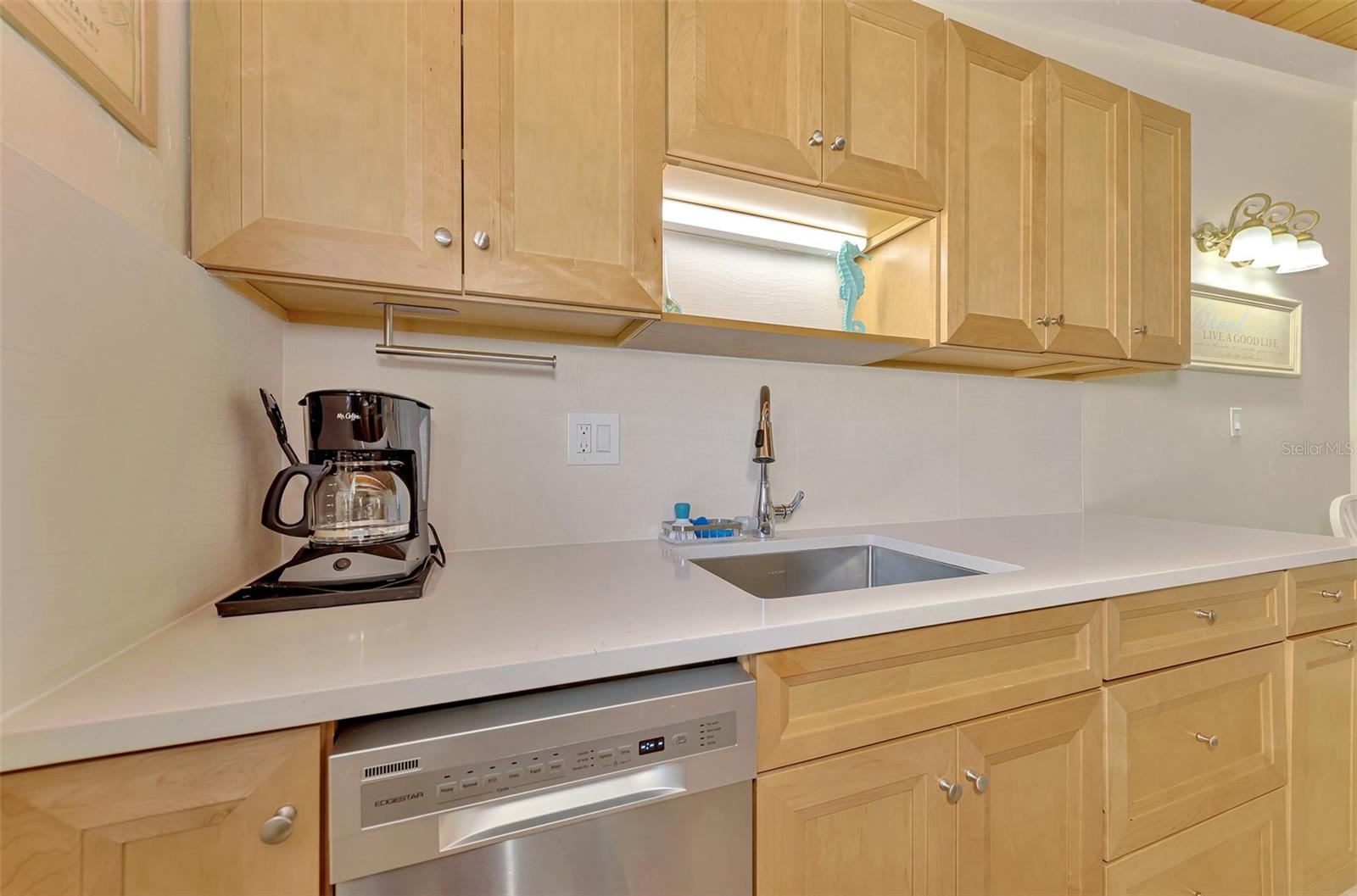 6006 MIDNIGHT PASS RD #60 — photo 18