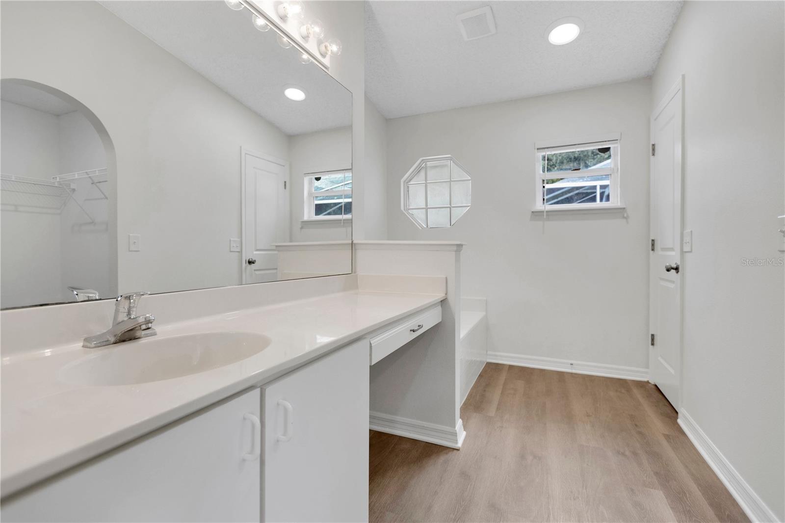 6203 VENEZIA PL — photo 16