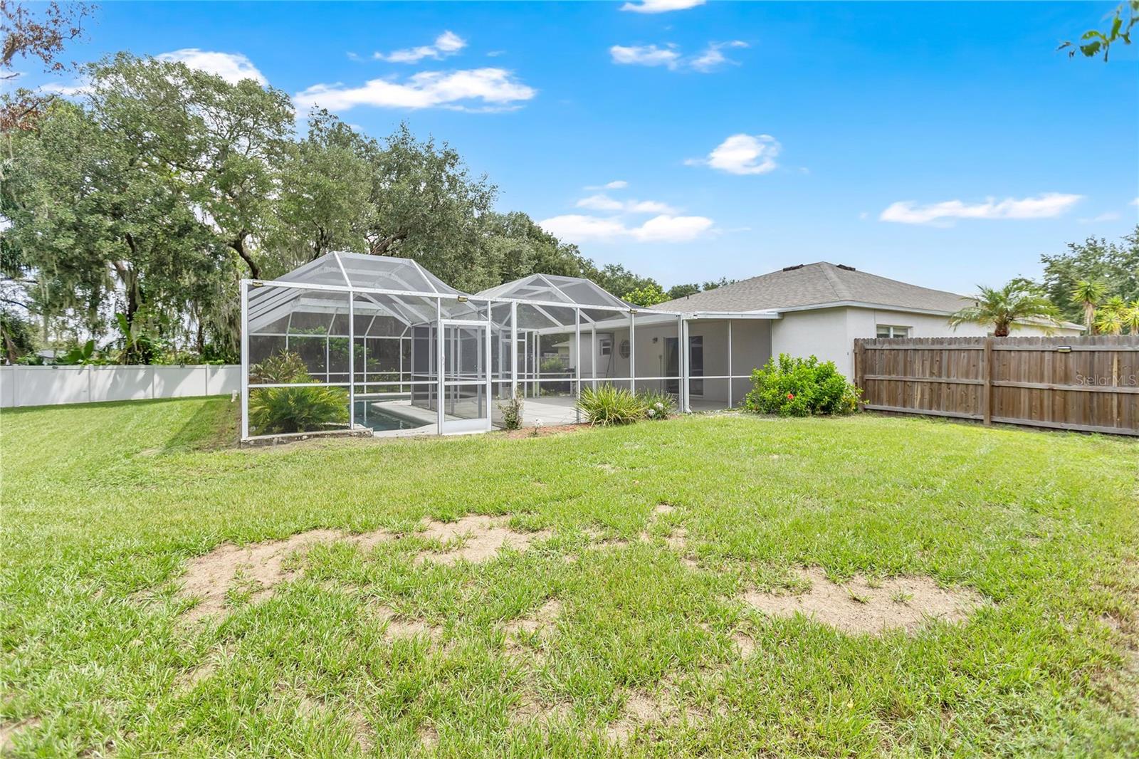 6203 VENEZIA PL — photo 34