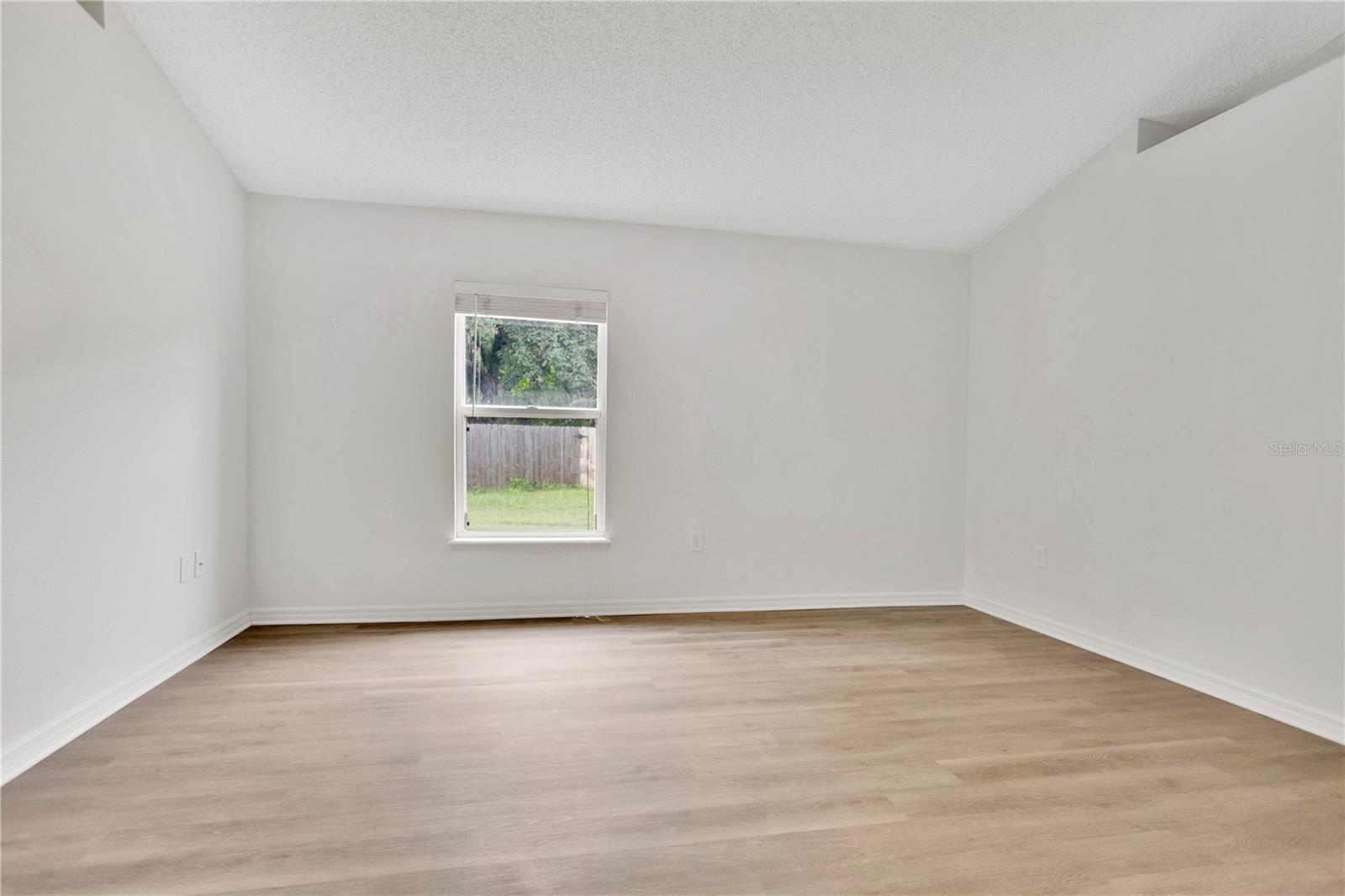 6203 VENEZIA PL — photo 15