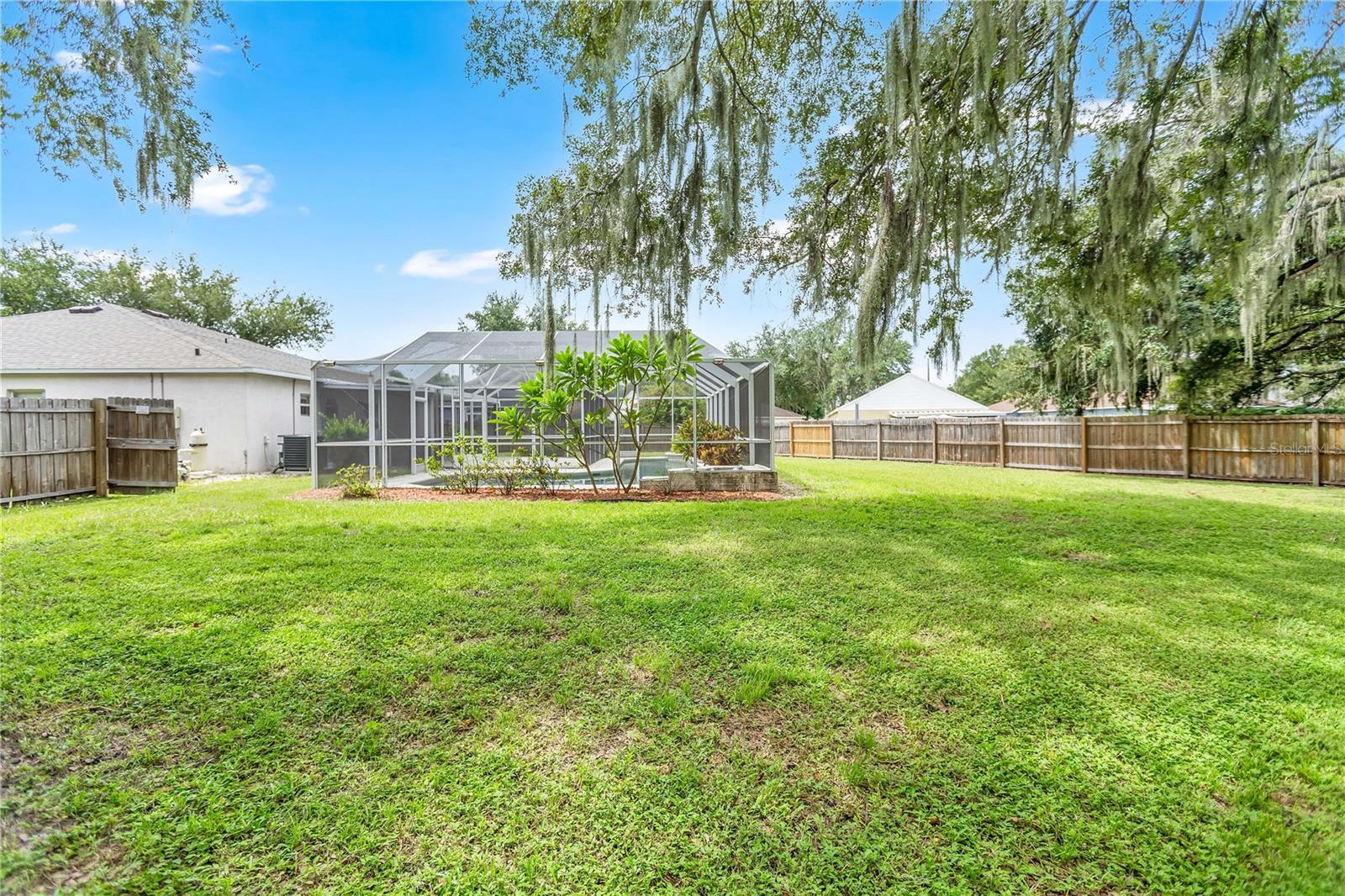 6203 VENEZIA PL — photo 37