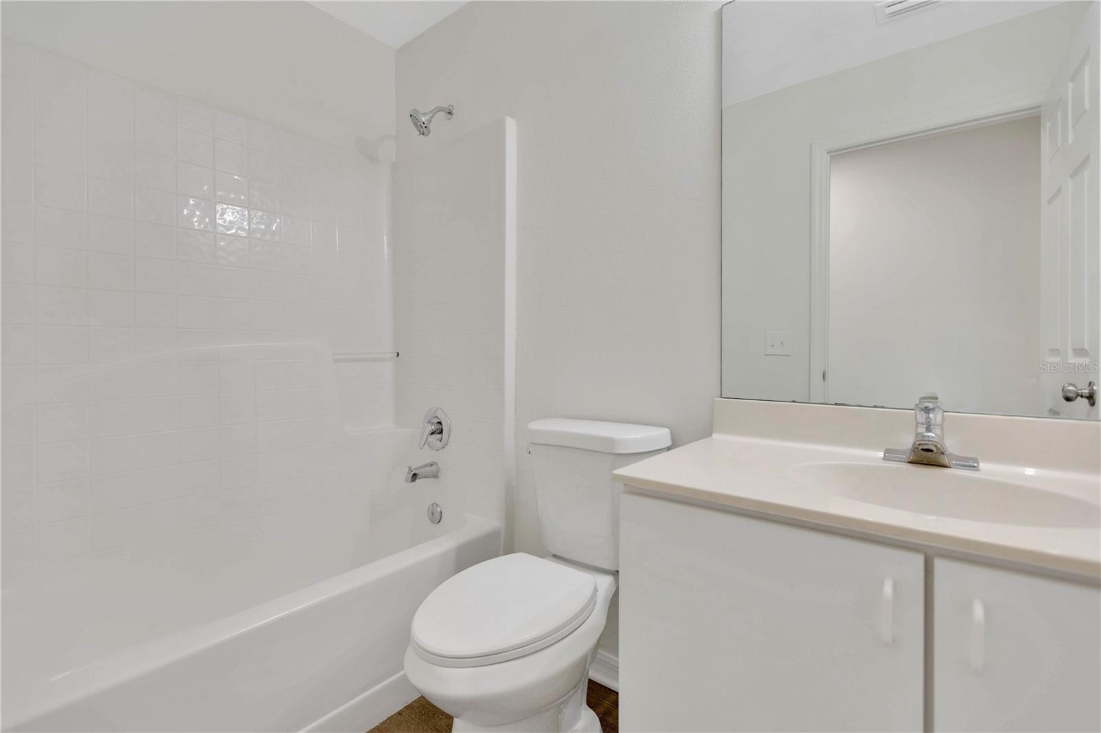 6203 VENEZIA PL — photo 21