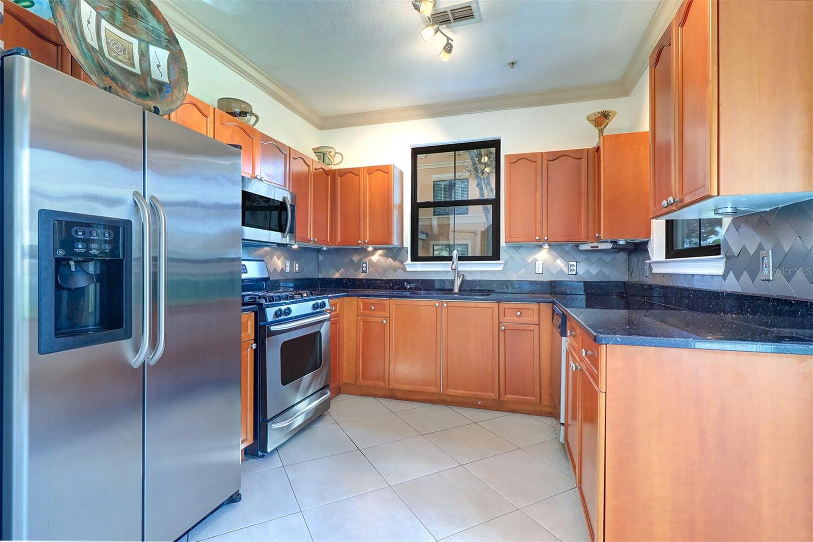 2757 VIA CIPRIANI #1114A — photo 18