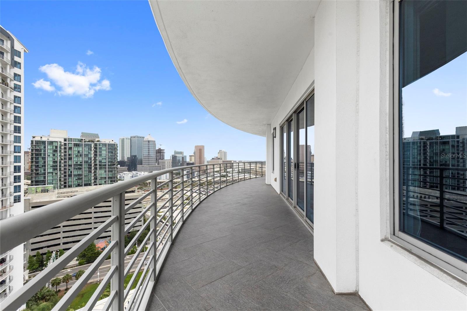 1209 E CUMBERLAND AVE #1901 — photo 22