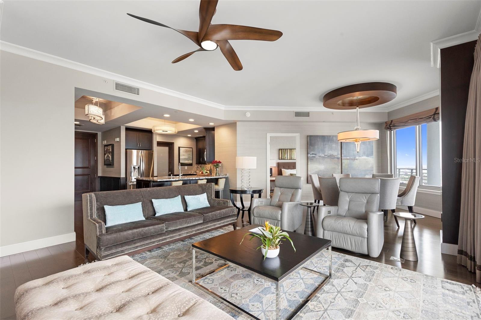 1209 E CUMBERLAND AVE #1901 — photo 3