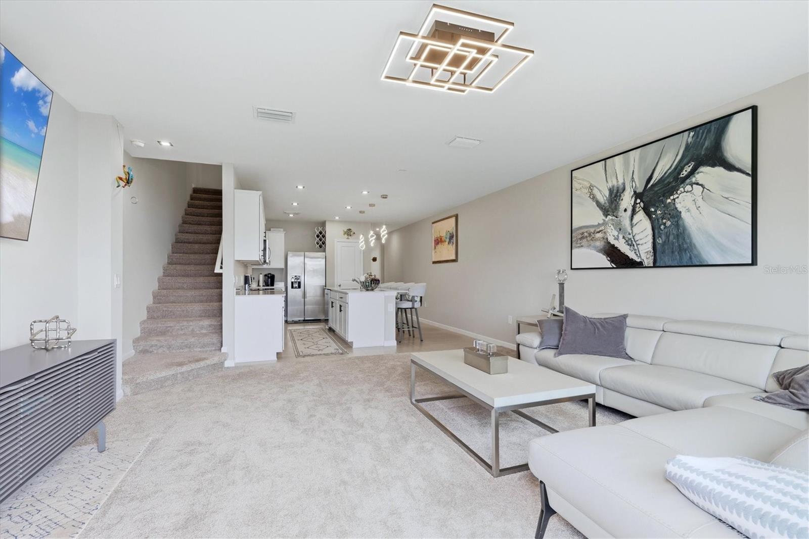 6340 SILVERSTAR DR — photo 12
