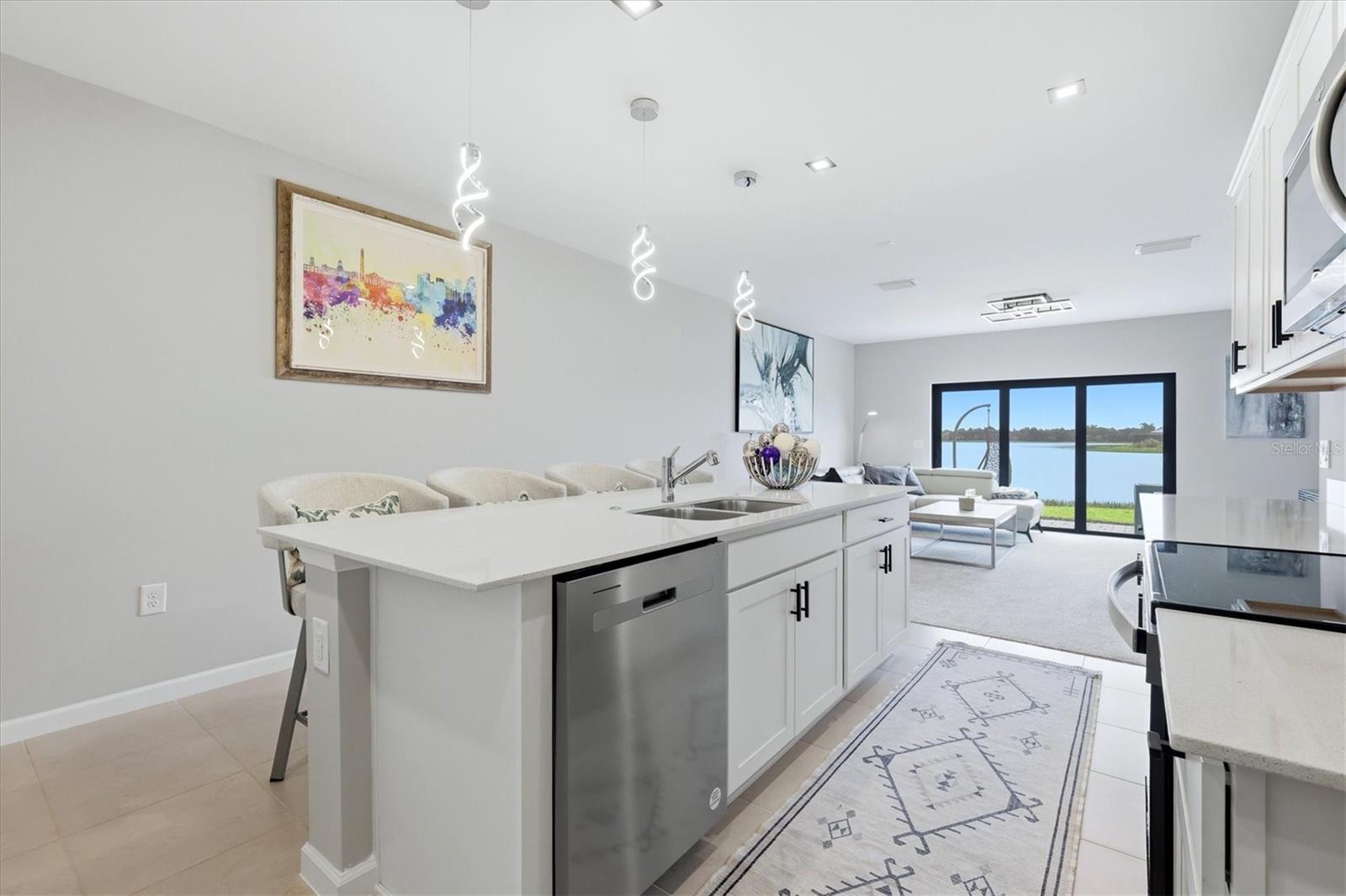 6340 SILVERSTAR DR — photo 6