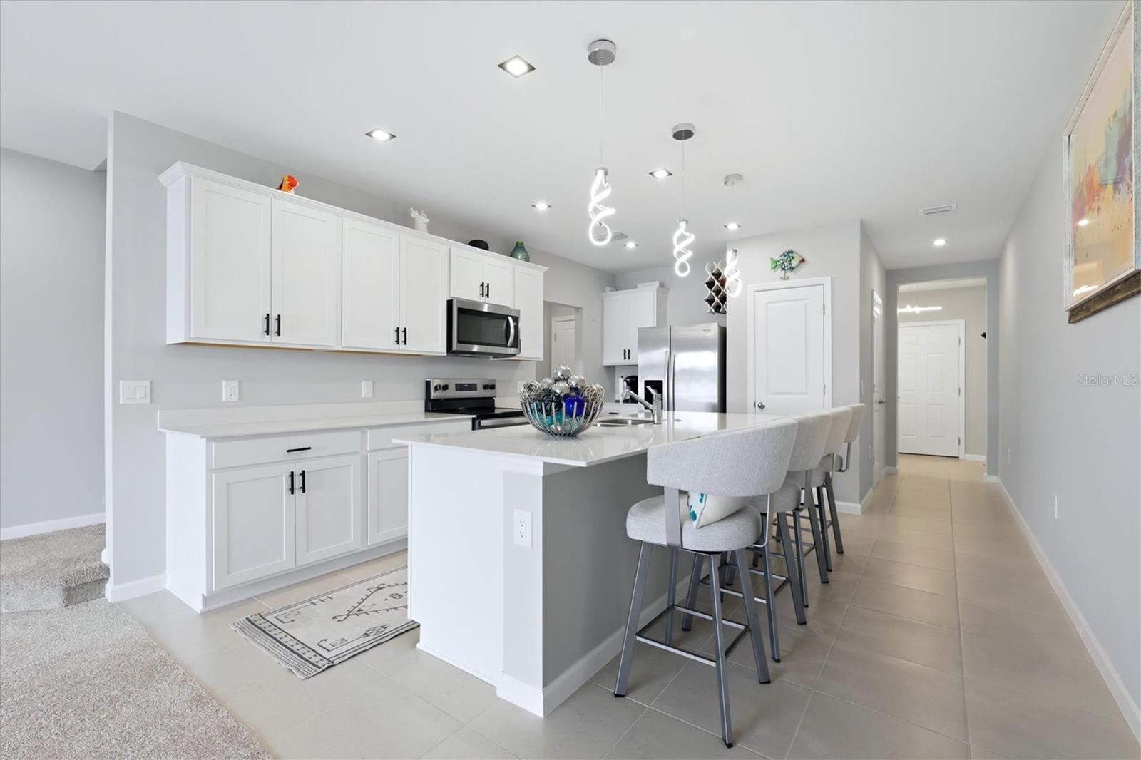 6340 SILVERSTAR DR — photo 9