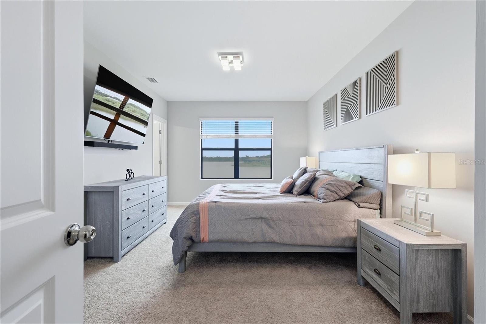 6340 SILVERSTAR DR — photo 14