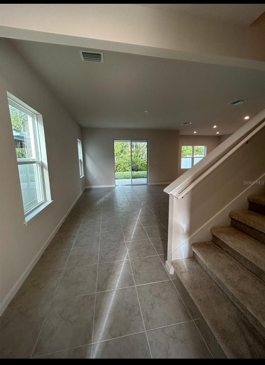 11931 THORNCREST DR — photo 4