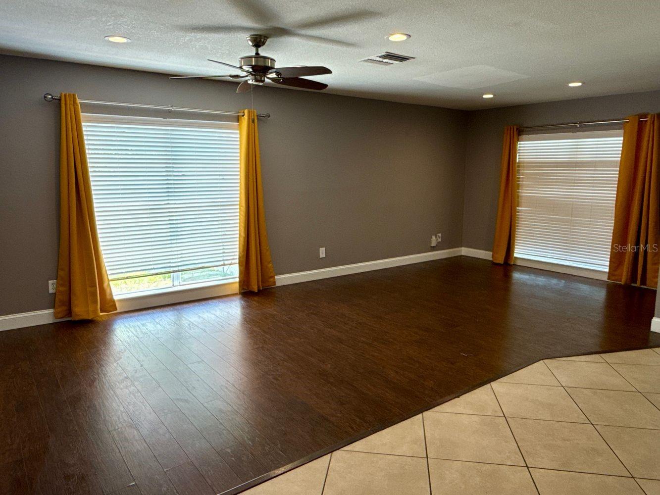 3363 MARION DR — photo 10