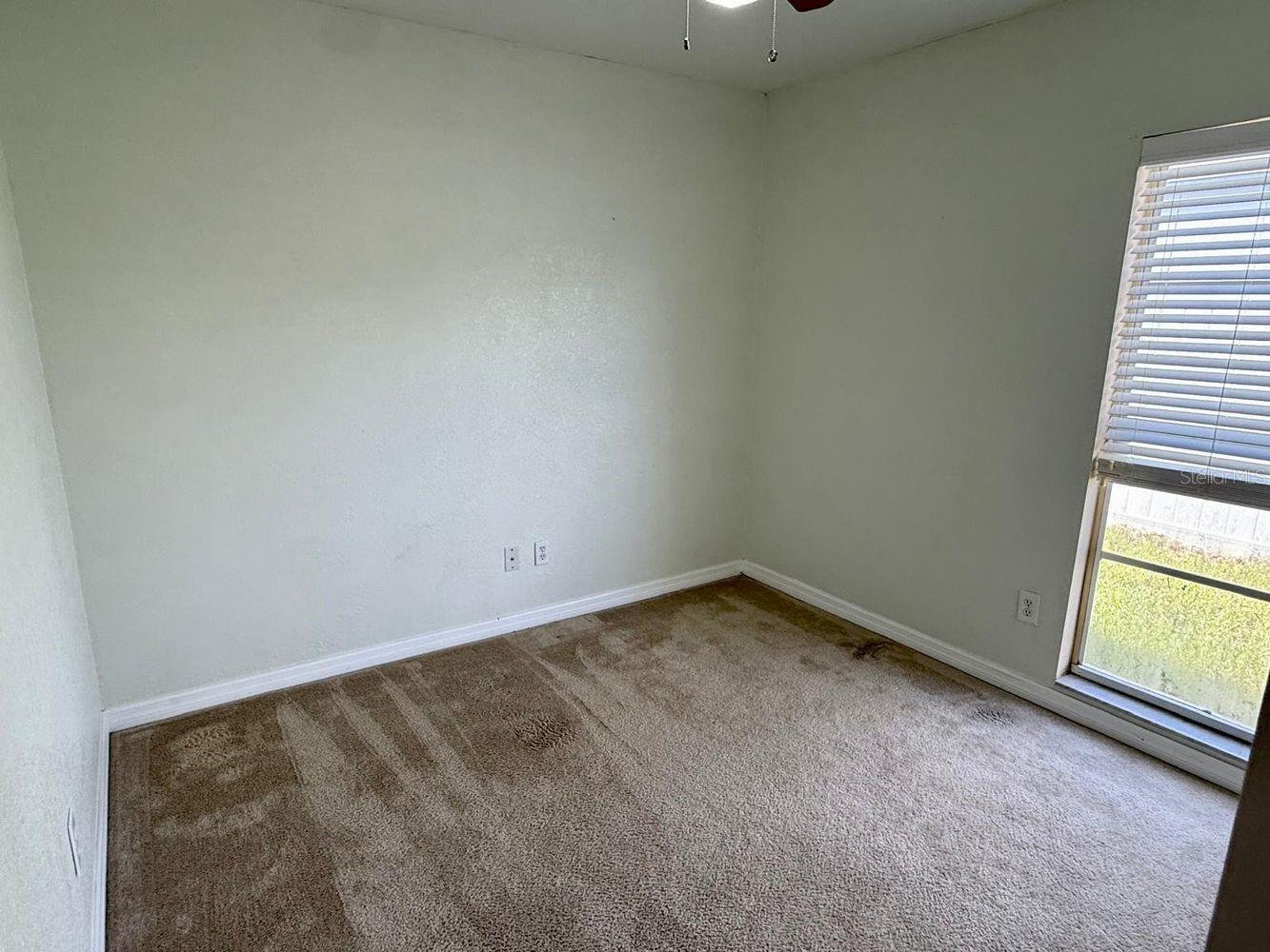 3363 MARION DR — photo 28