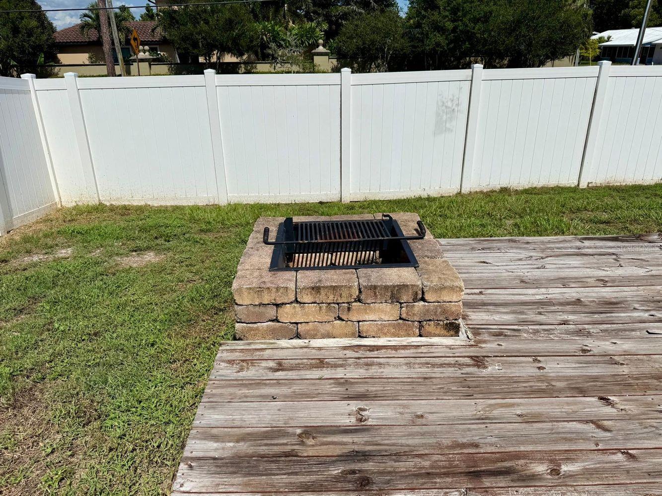 3363 MARION DR — photo 45